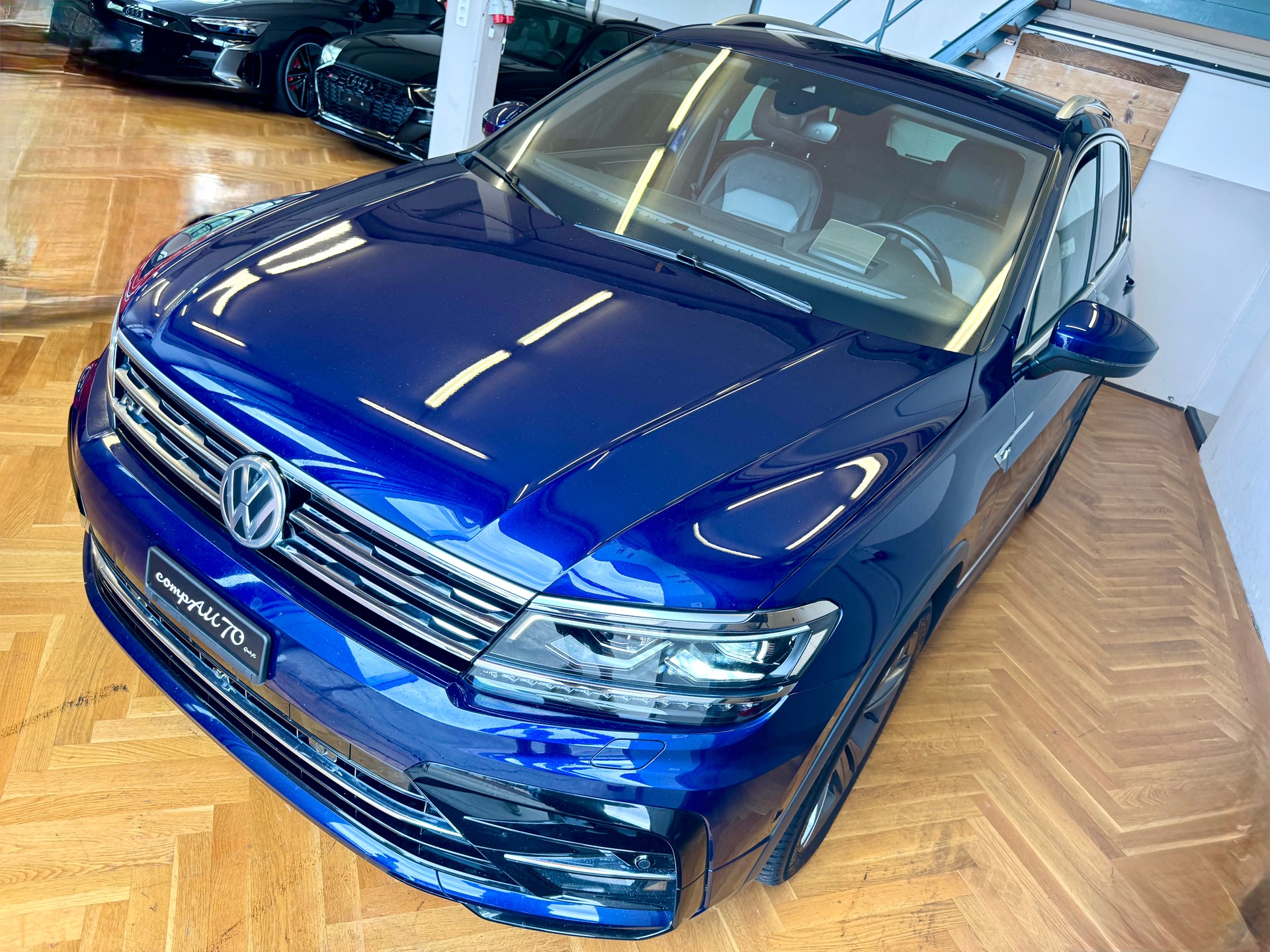 VW Tiguan 2.0 TDI SCR R-Line 4Motion DSG-image-10