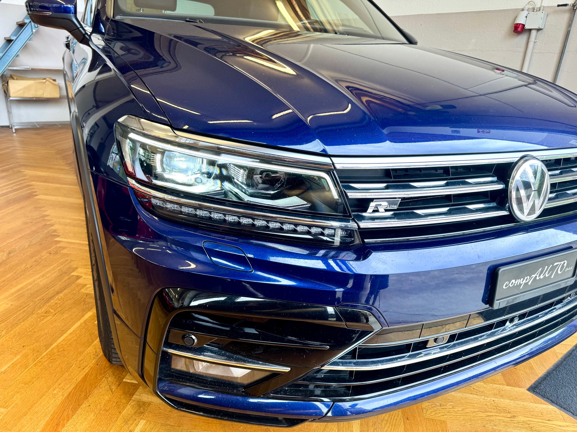 VW Tiguan 2.0 TDI SCR R-Line 4Motion DSG-image-13