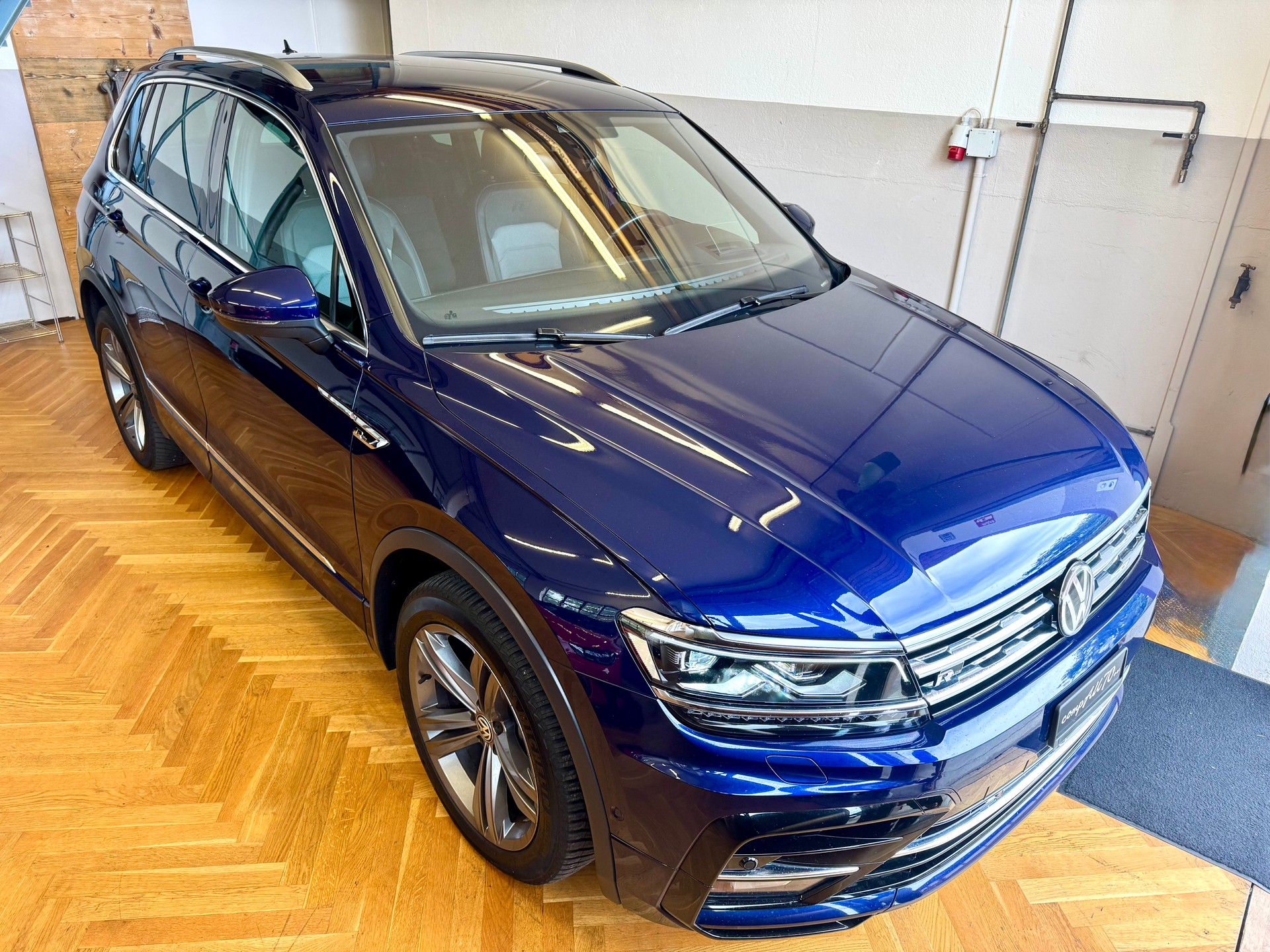 VW Tiguan 2.0 TDI SCR R-Line 4Motion DSG-image-14