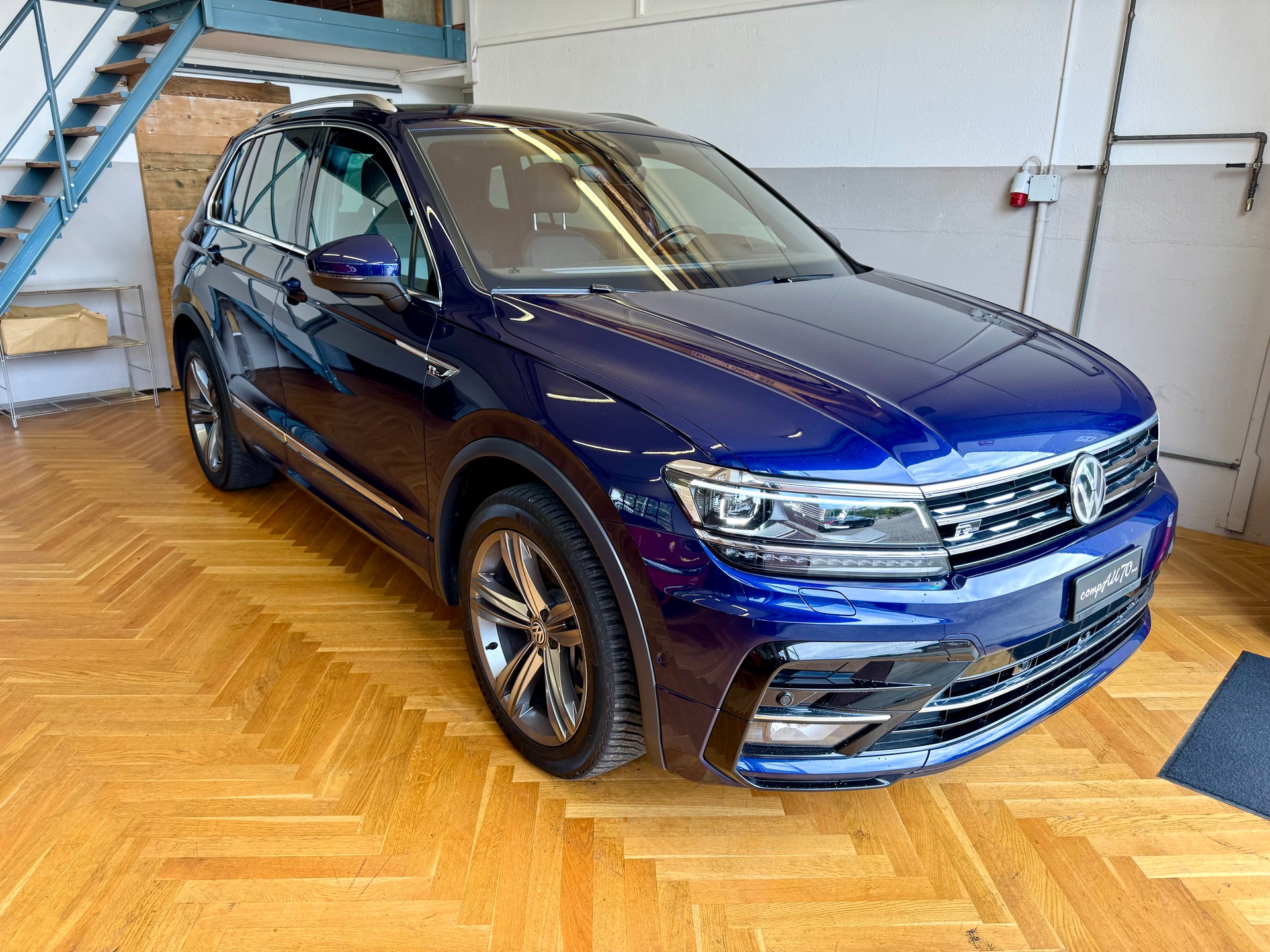 VW Tiguan 2.0 TDI SCR R-Line Highline 4Motion DSG-image-1