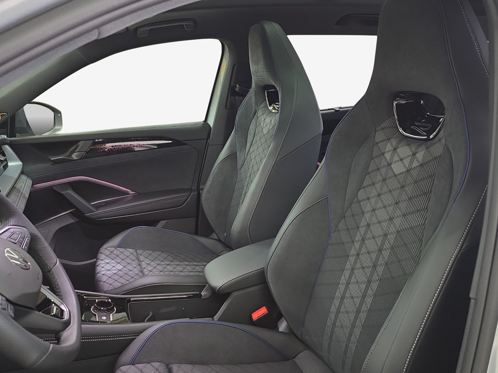 VW Tayron 1.5 TSI evo2 eHybrid R-Line DSG-image-7
