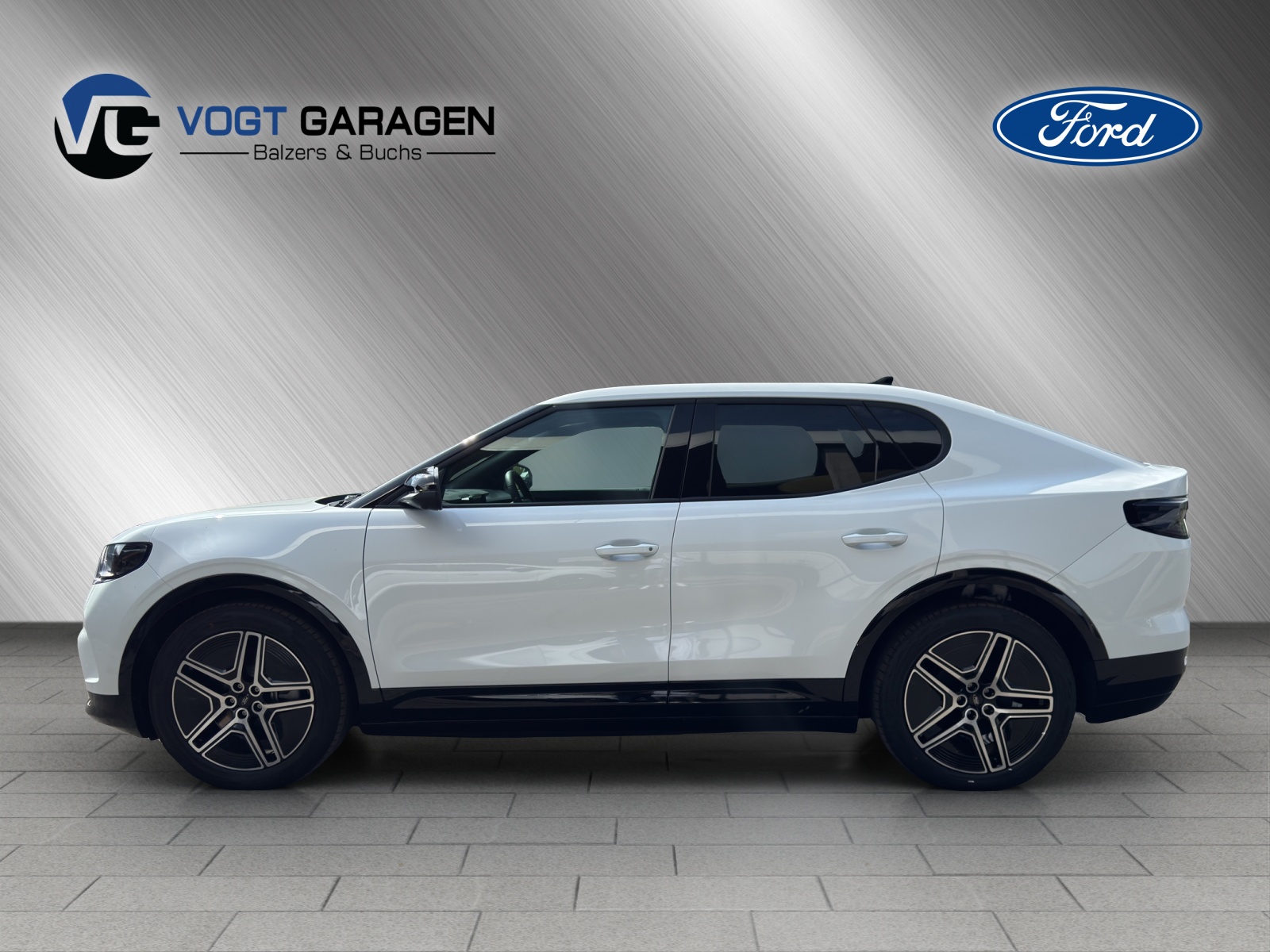 FORD Capri Extended Range Premium AWD-showroom-element-2