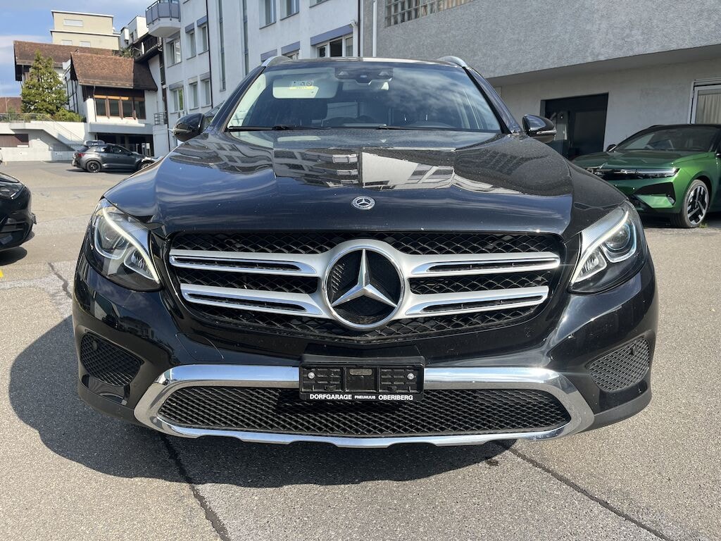 MERCEDES-BENZ GLC 350 e AMG Line 4m-image-8
