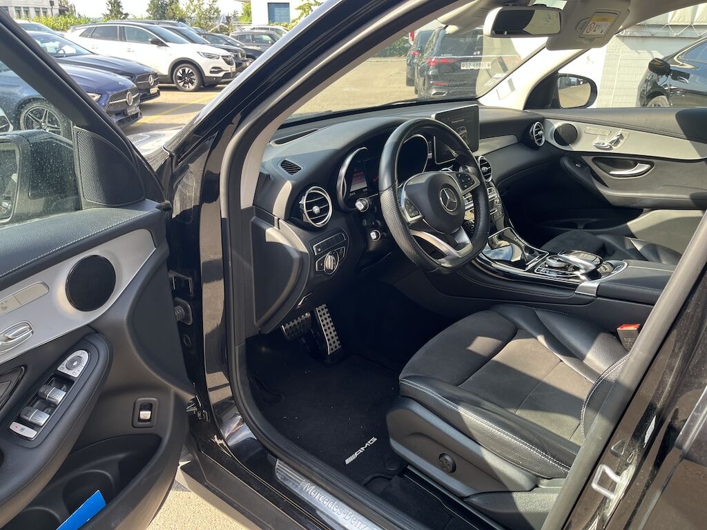MERCEDES-BENZ GLC 350 e AMG Line 4m-image-2