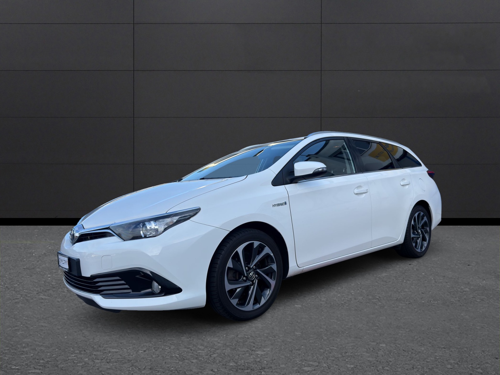 TOYOTA Auris Touring Sports 1.8 HSD Style e-CVT-image-0