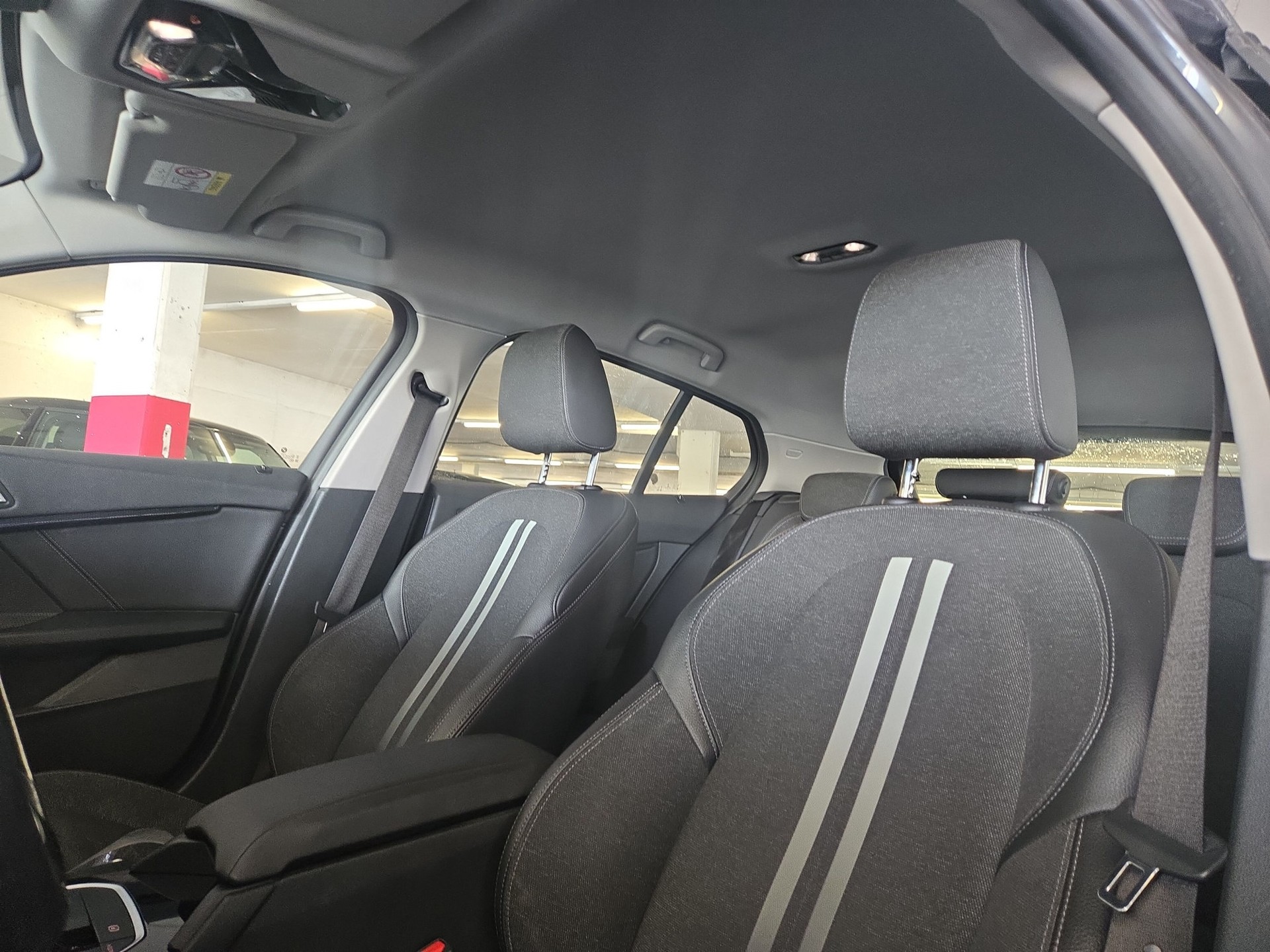 BMW 120d xDrive Steptronic Sport Line-image-9