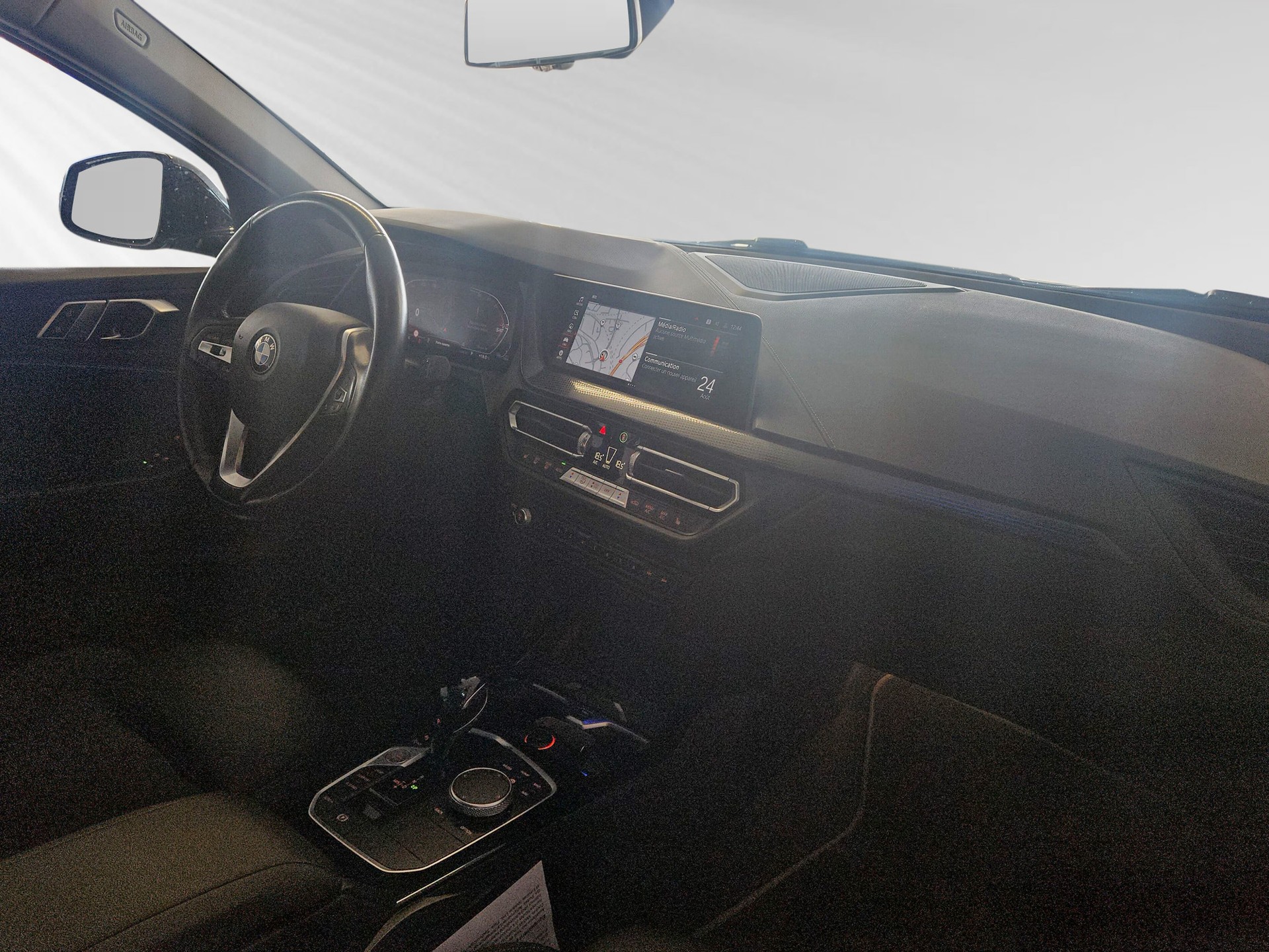 BMW 120d xDrive Steptronic Sport Line-image-4