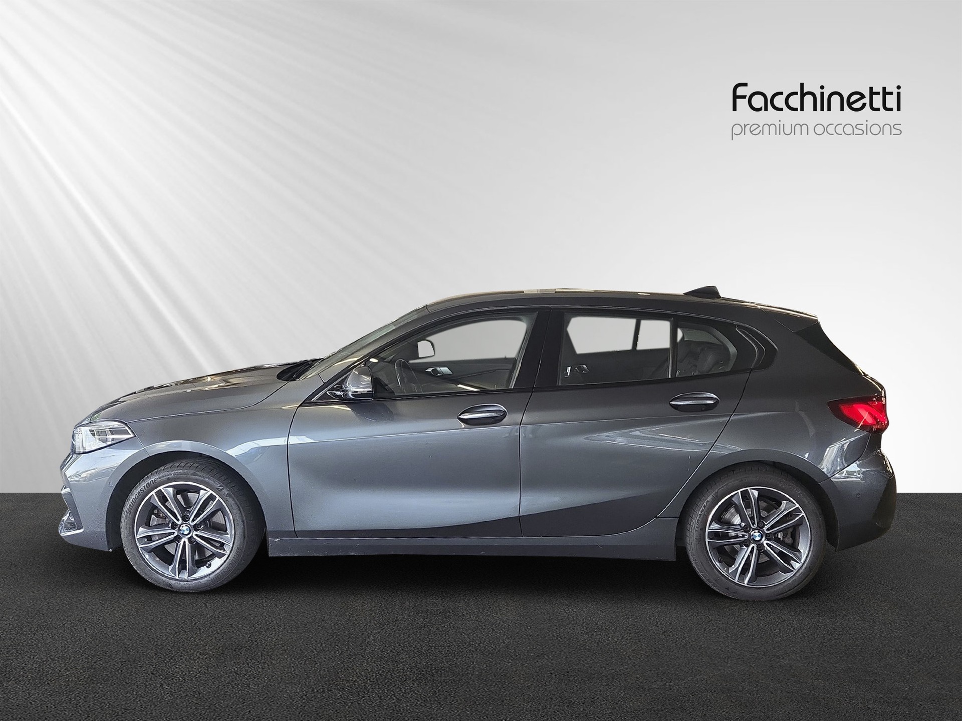 BMW 120d xDrive Steptronic Sport Line-image-1