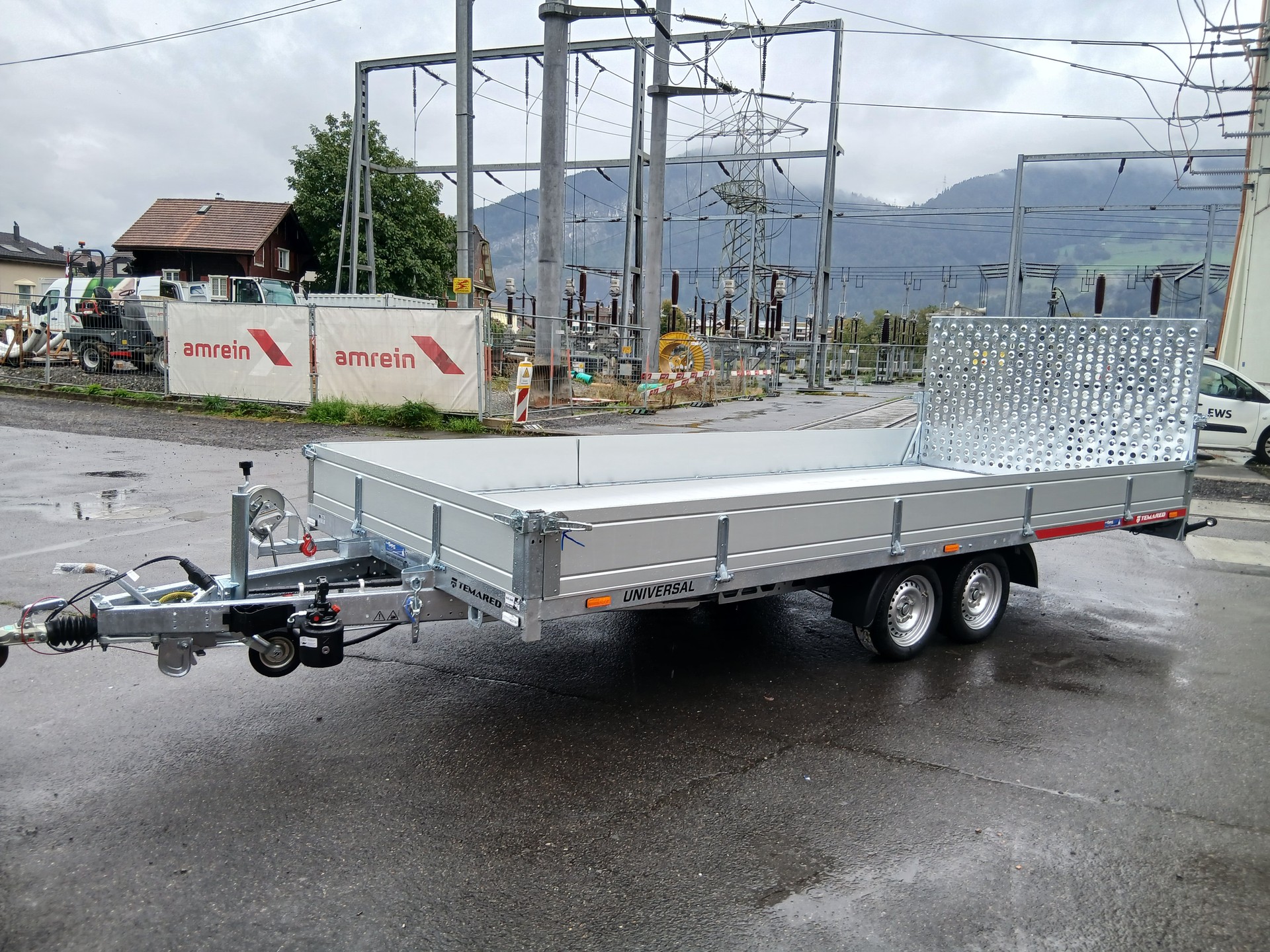 TEMARED Universal 5121/2 3'500kg Heckklappe Stahl mit Aluboden