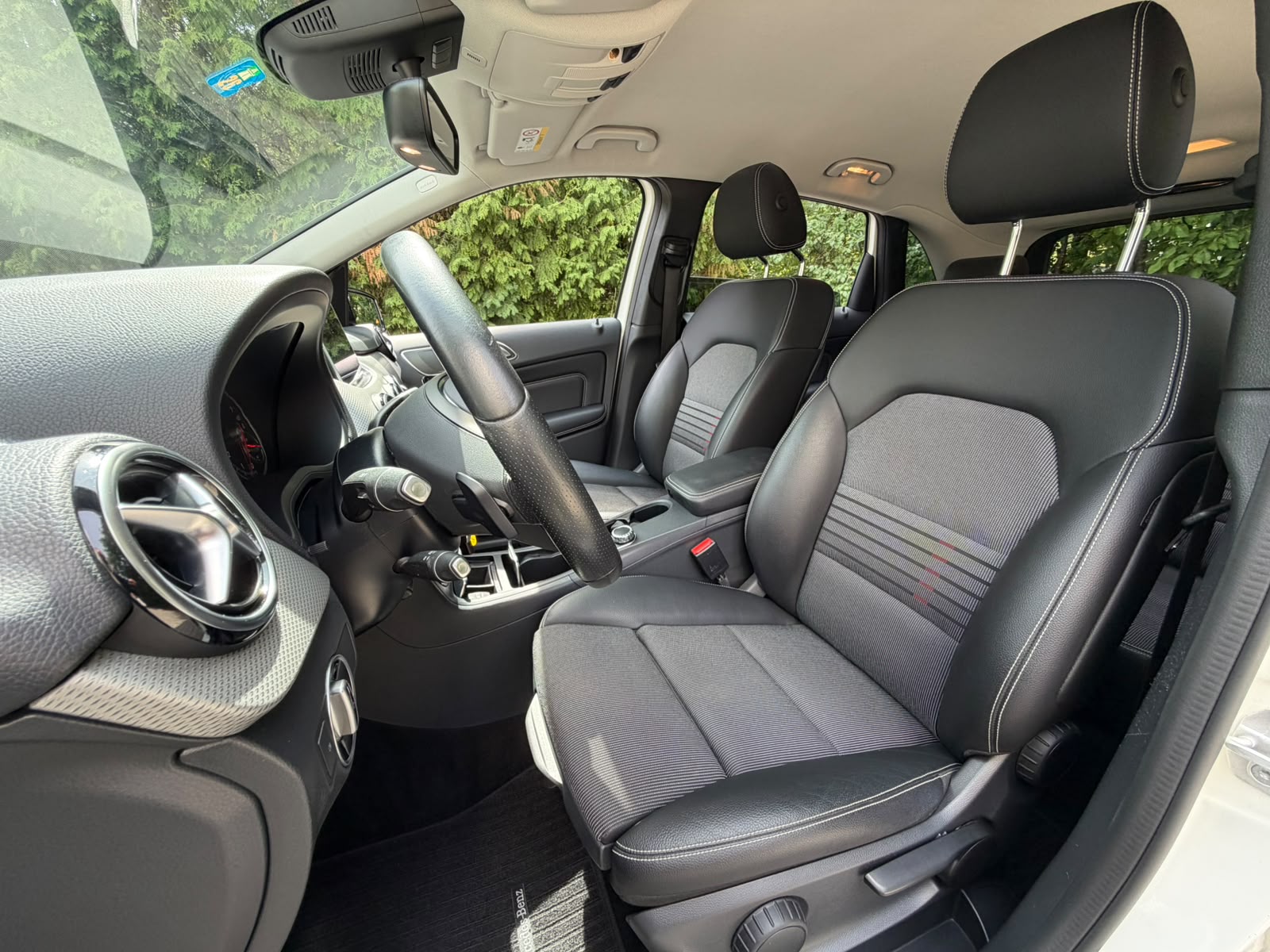 MERCEDES-BENZ B 220 Urban 4Matic 7G-DCT-image-10
