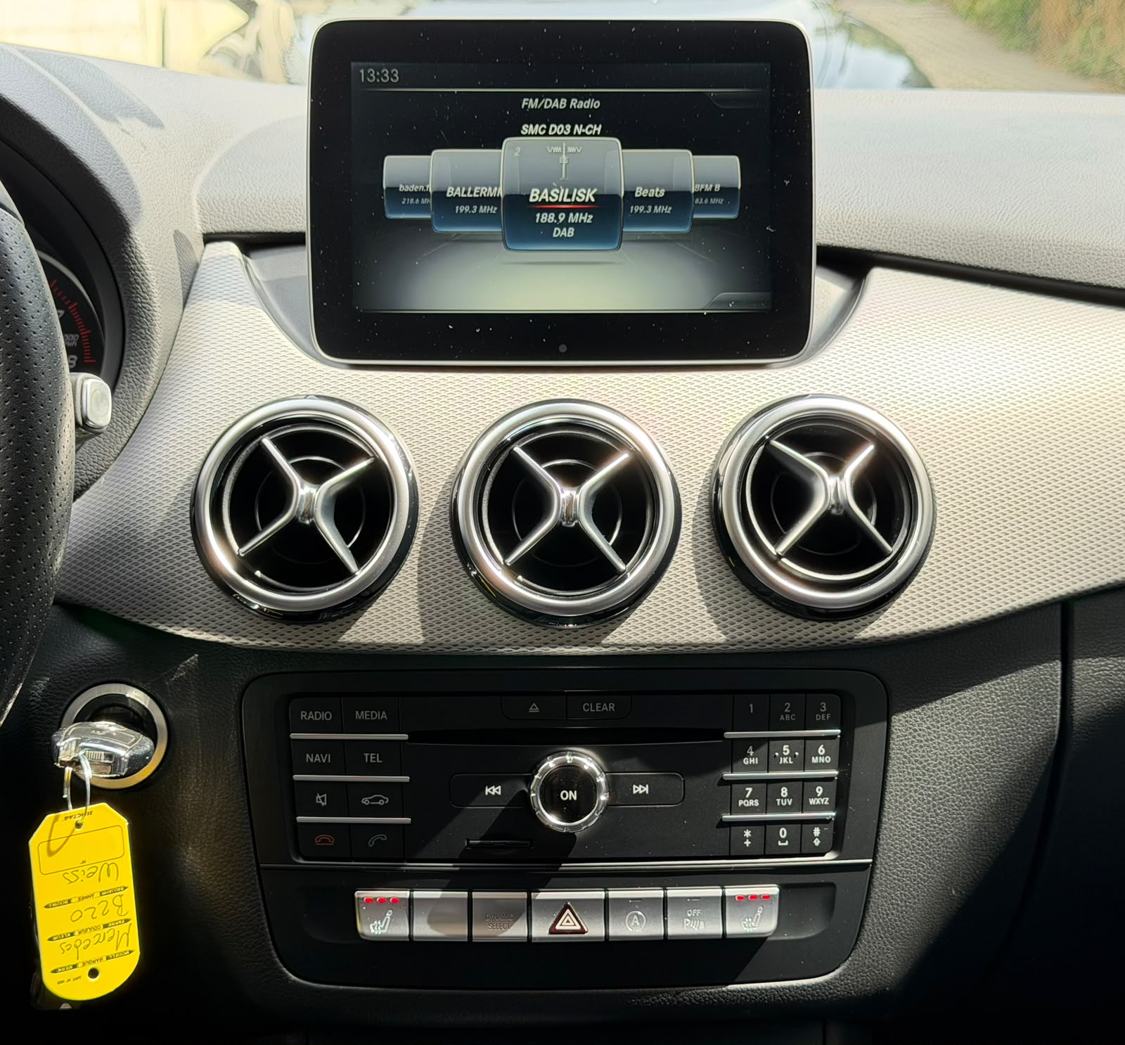MERCEDES-BENZ B 220 Urban 4Matic 7G-DCT-image-20
