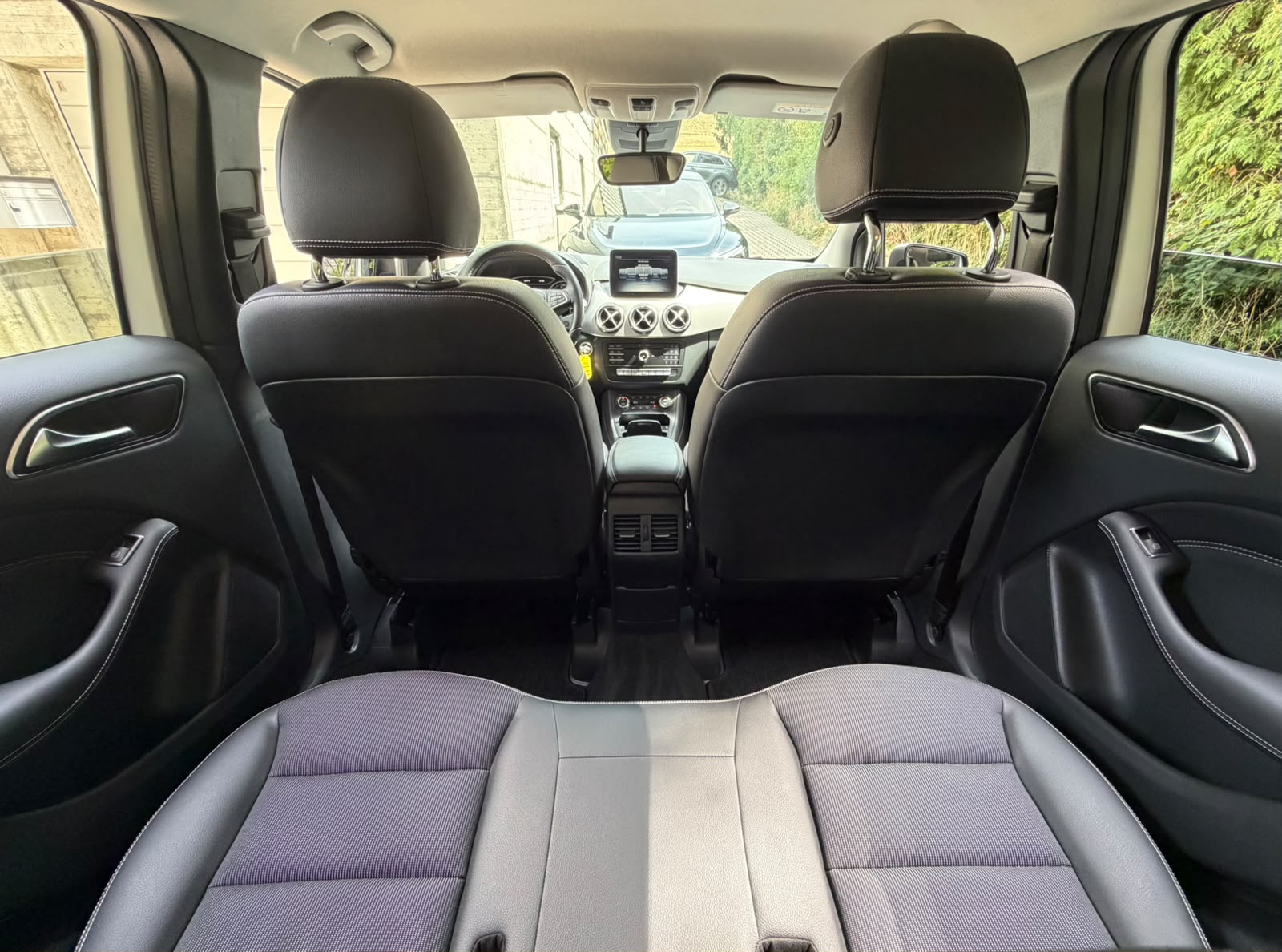 MERCEDES-BENZ B 220 Urban 4Matic 7G-DCT-image-16