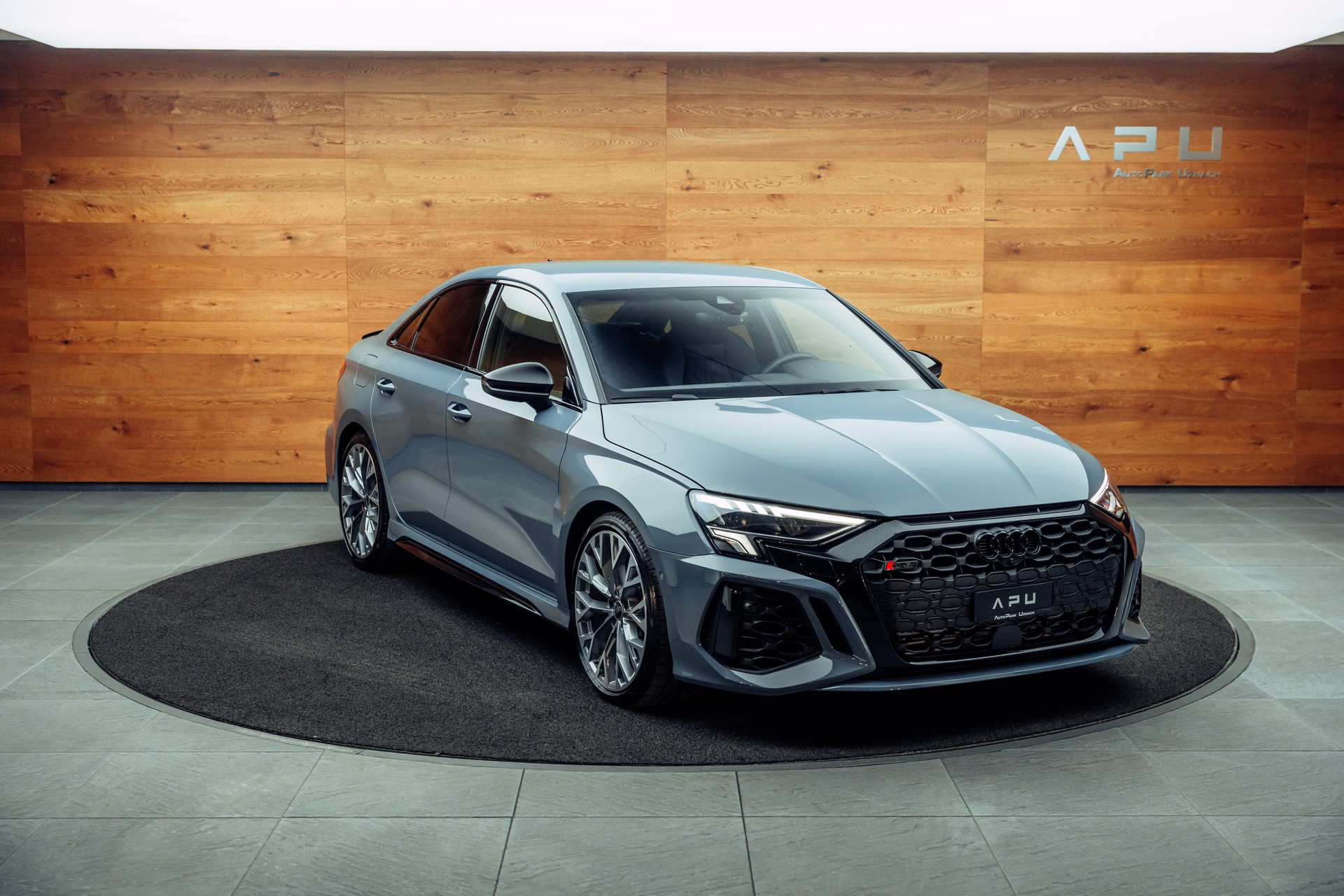 AUDI RS3 Limousine 2.5 TSI quattro S-tronic-image-0