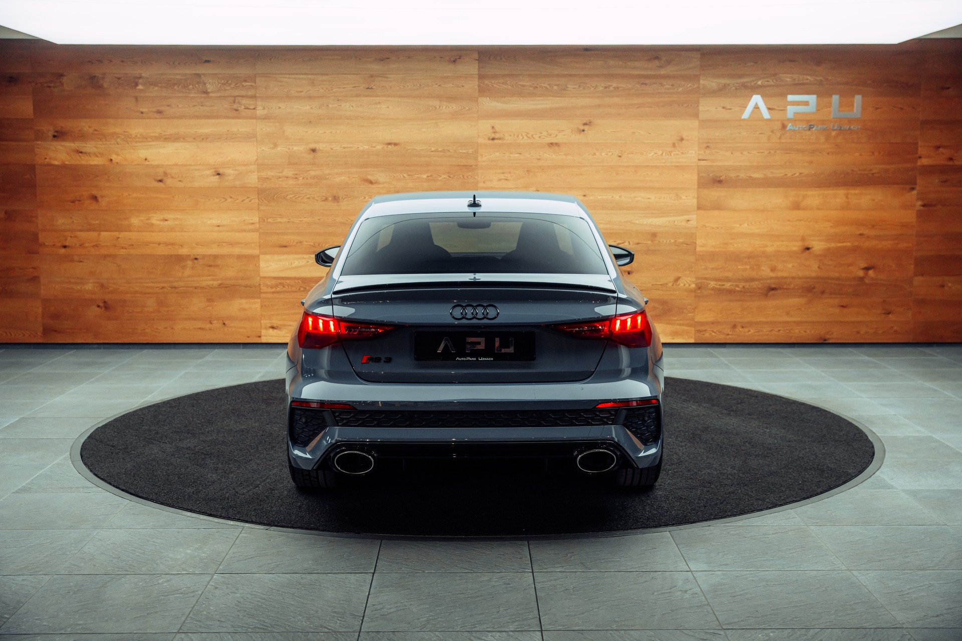 AUDI RS3 Limousine 2.5 TSI quattro S-tronic-image-14
