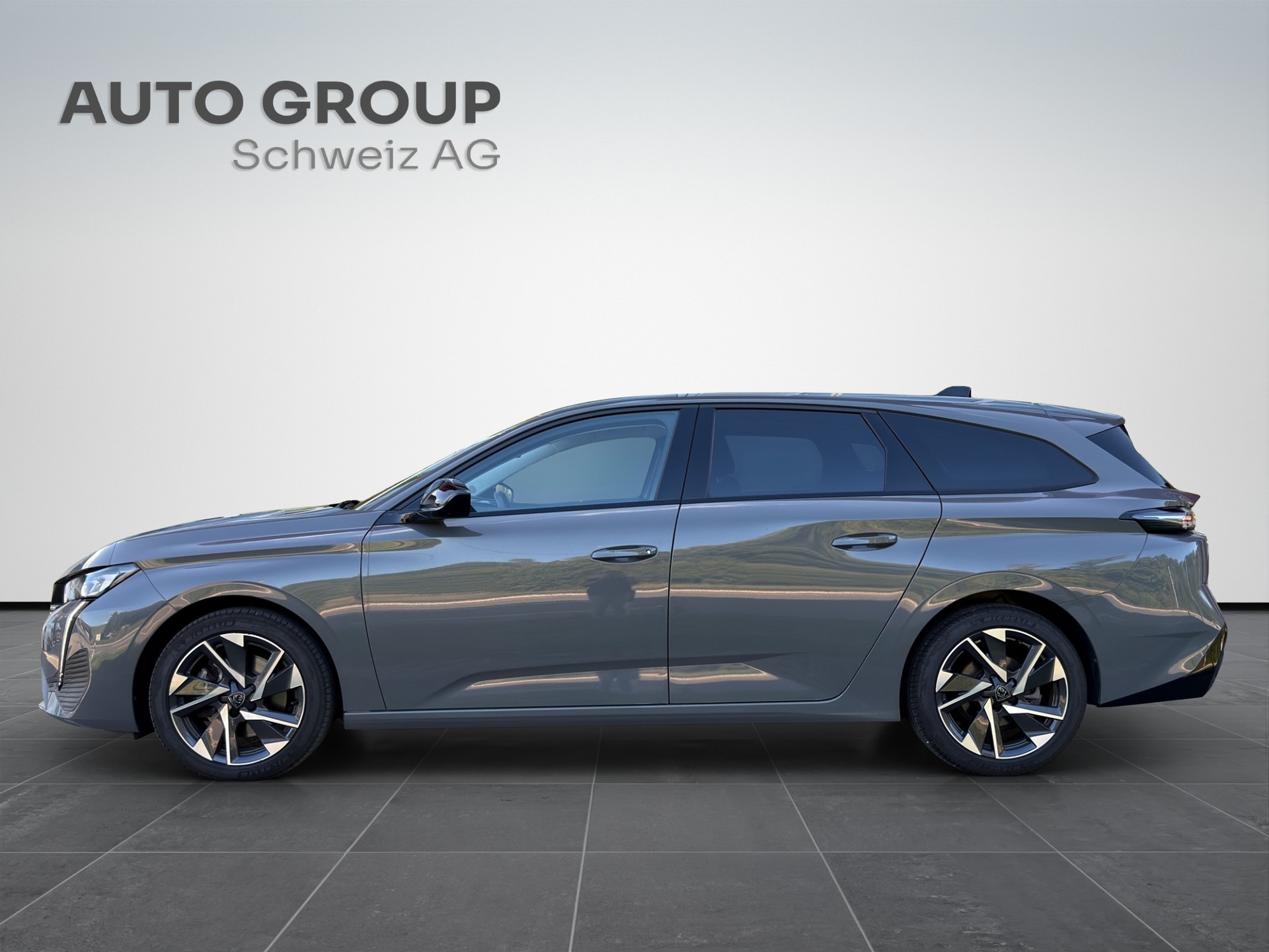 PEUGEOT 308 SW 1.2 Pure Tech Allure LEASING AB 298.48 CHF / MONAT-image-1