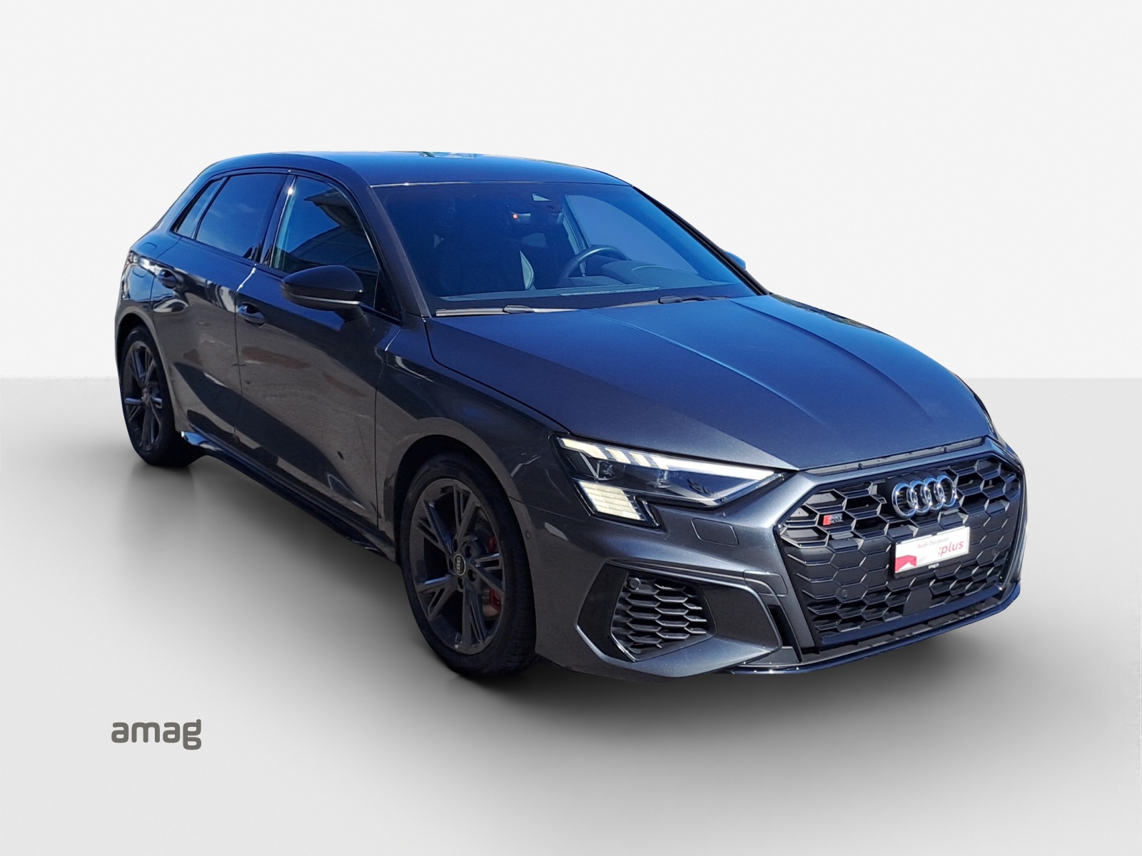 AUDI S3 Sportback 2.0 TFSI quattro S-tronic-image-5