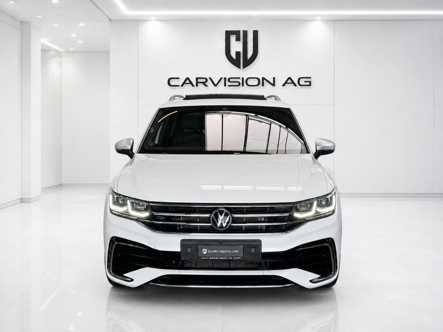 VW Tiguan Allspace 2.0TSI R-Line 4Motion DSG * Panorama-Glasdach * Leder * 7-Plätzer * Anhängerkupplung *-image-1