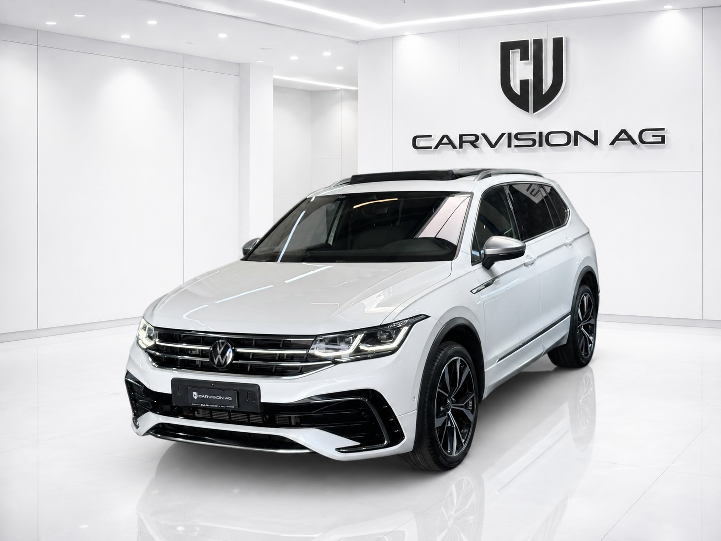 VW Tiguan Allspace 2.0TSI R-Line 4Motion DSG * Panorama-Glasdach * Leder * 7-Plätzer * Anhängerkupplung *-image-0
