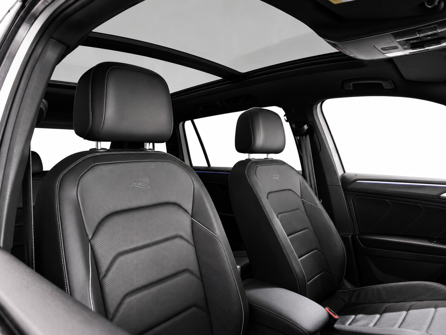 VW Tiguan Allspace 2.0TSI R-Line 4Motion DSG * Panorama-Glasdach * Leder * 7-Plätzer * Anhängerkupplung *-image-10