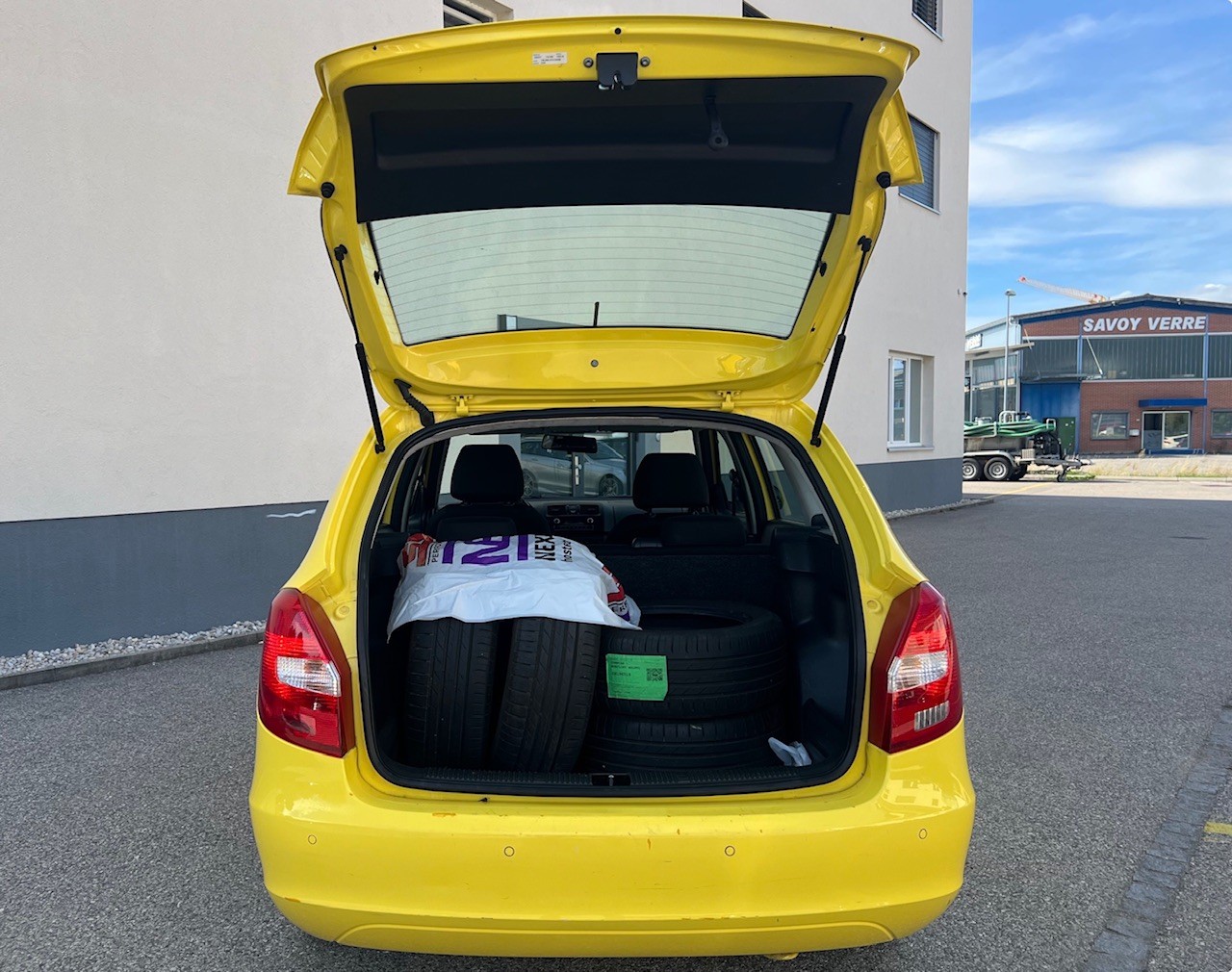 SKODA Fabia 1.2 TSI Ambition DSG-image-13