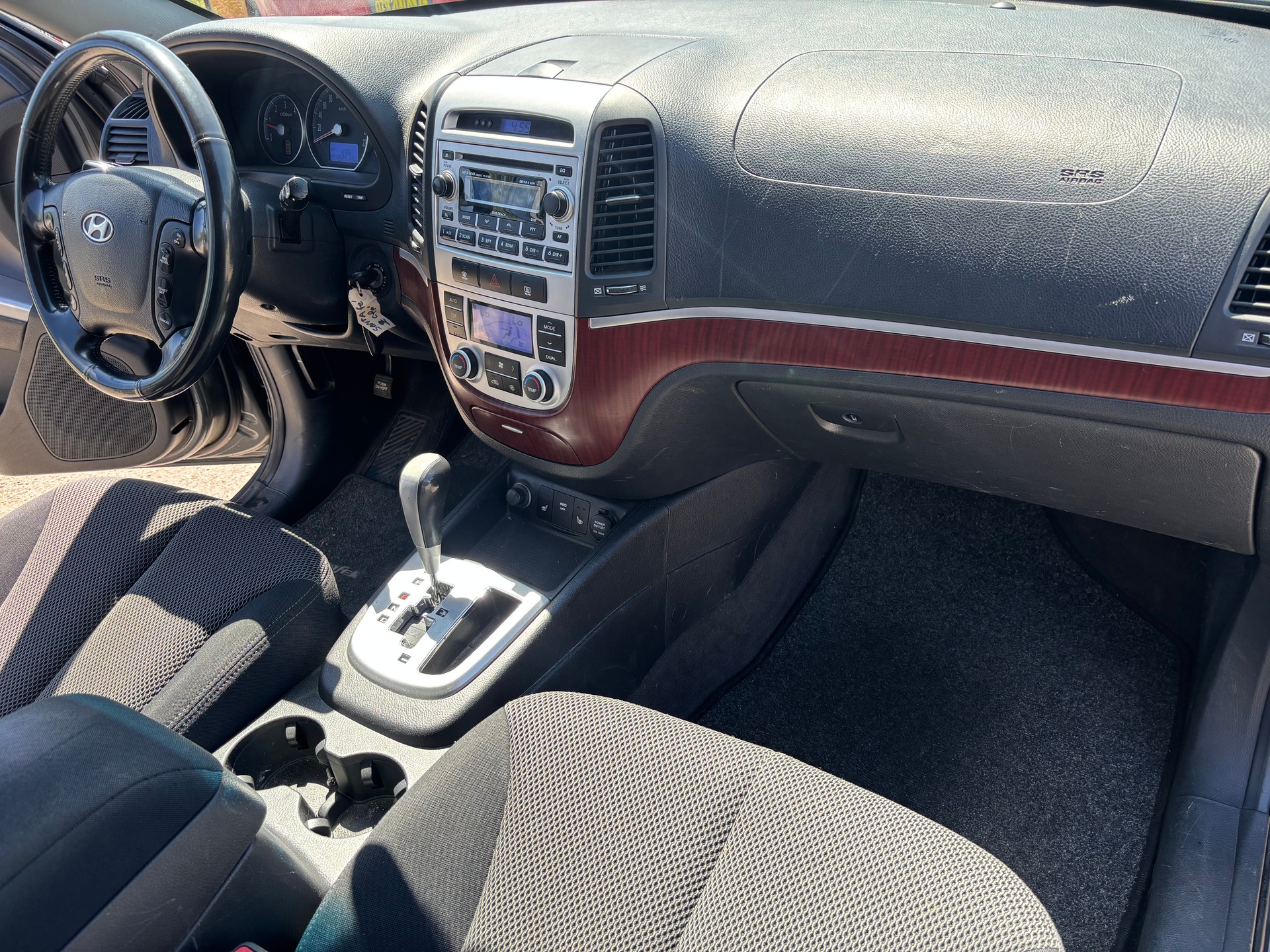 HYUNDAI Santa Fe 2.2 CRDi Premium 4WD Automatic-image-11