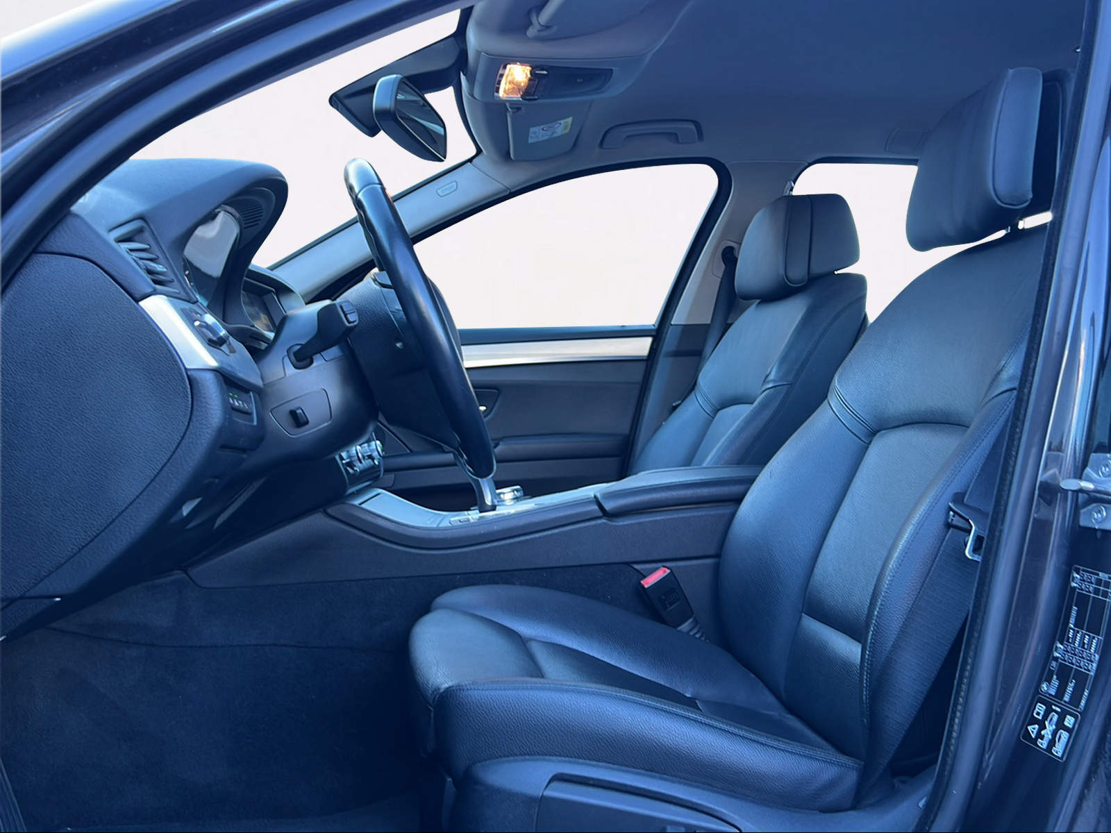 BMW 530d Touring xDrive Steptronic-image-7