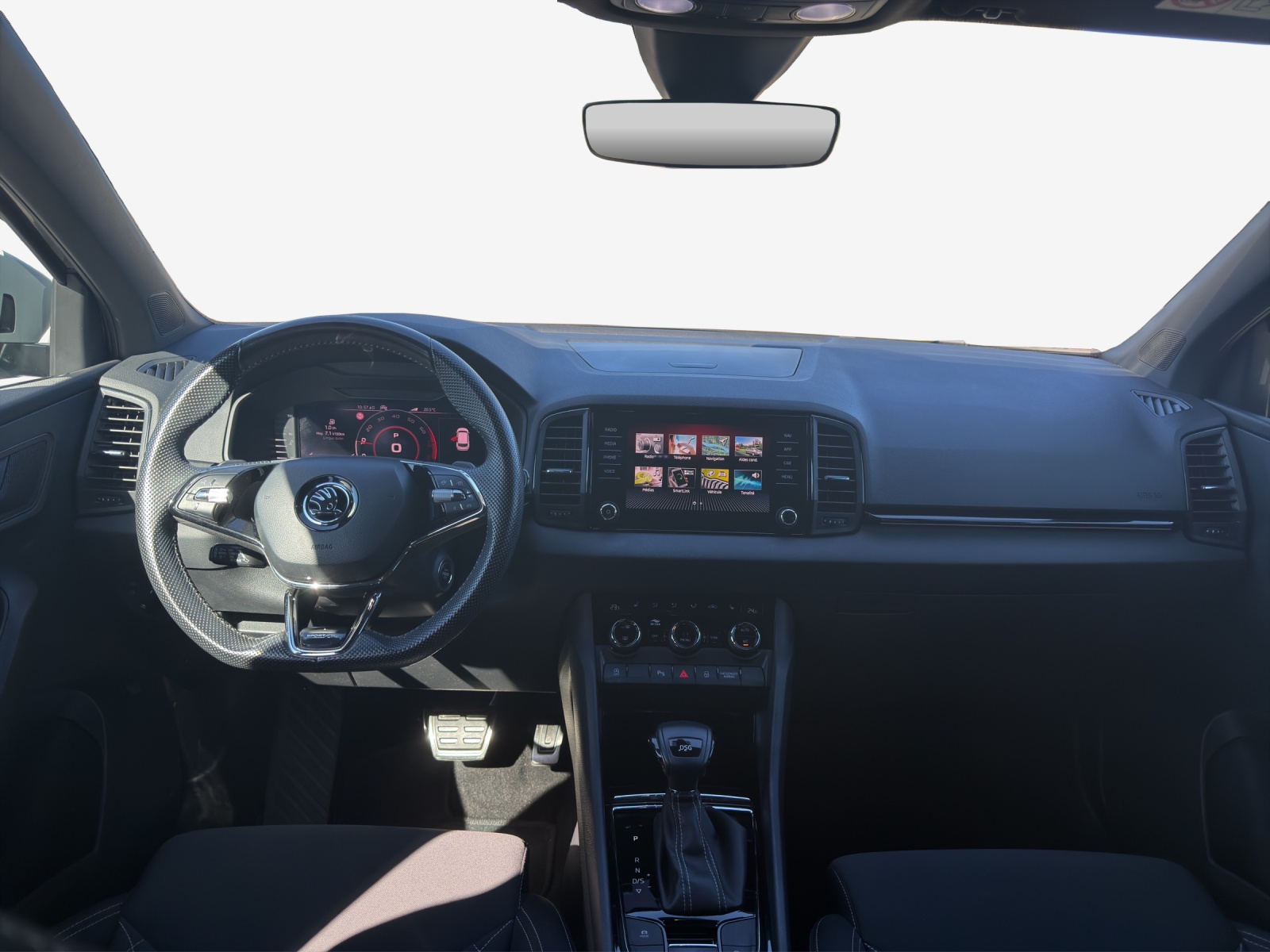 SKODA Karoq 1.5 TSI ACT SportLine DSG-image-8