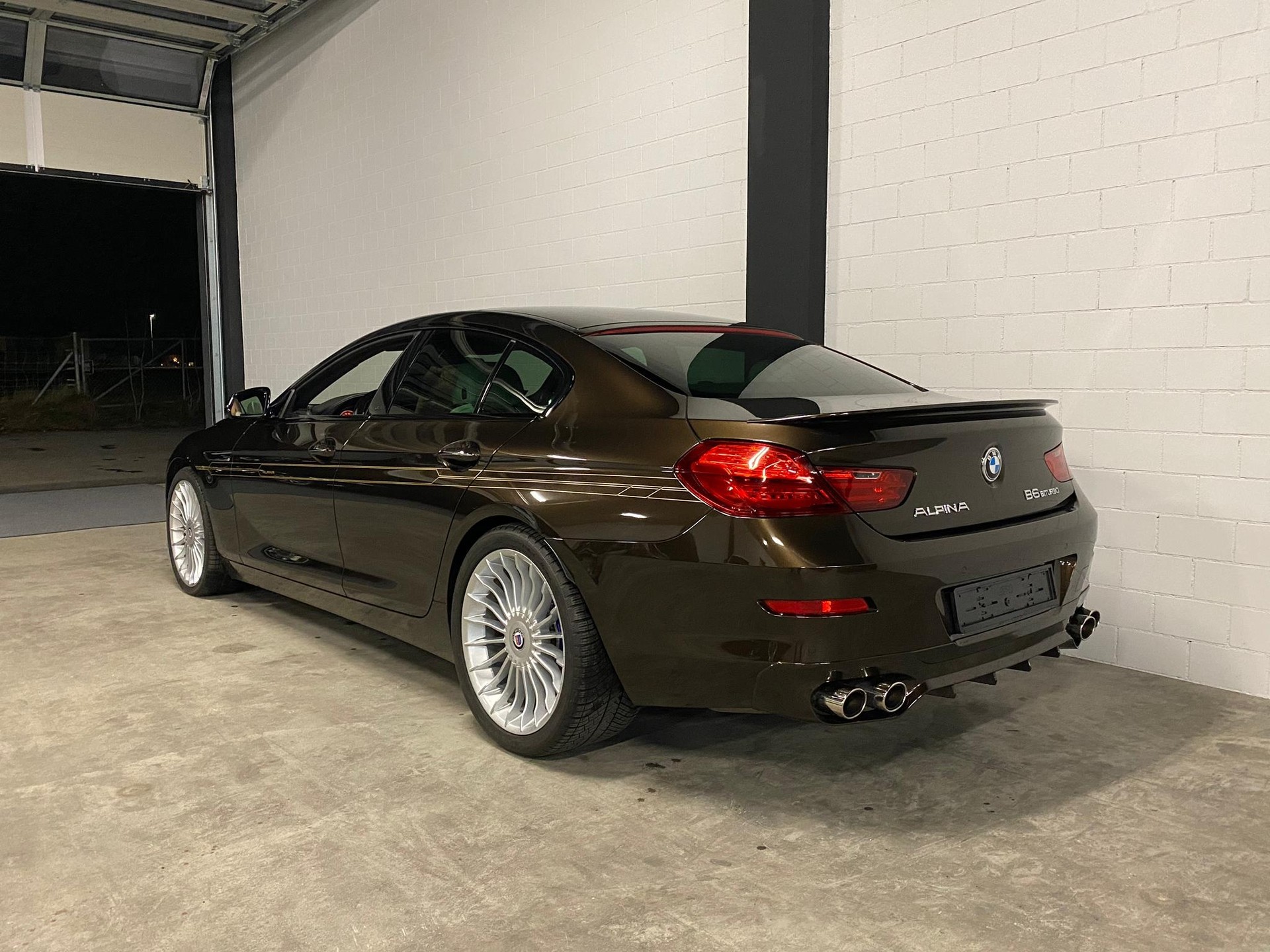 BMW-ALPINA B6 BiTurbo 4.4 V8 GranCoupé xDrive Switch-Tronic Vollausstattung-image-3