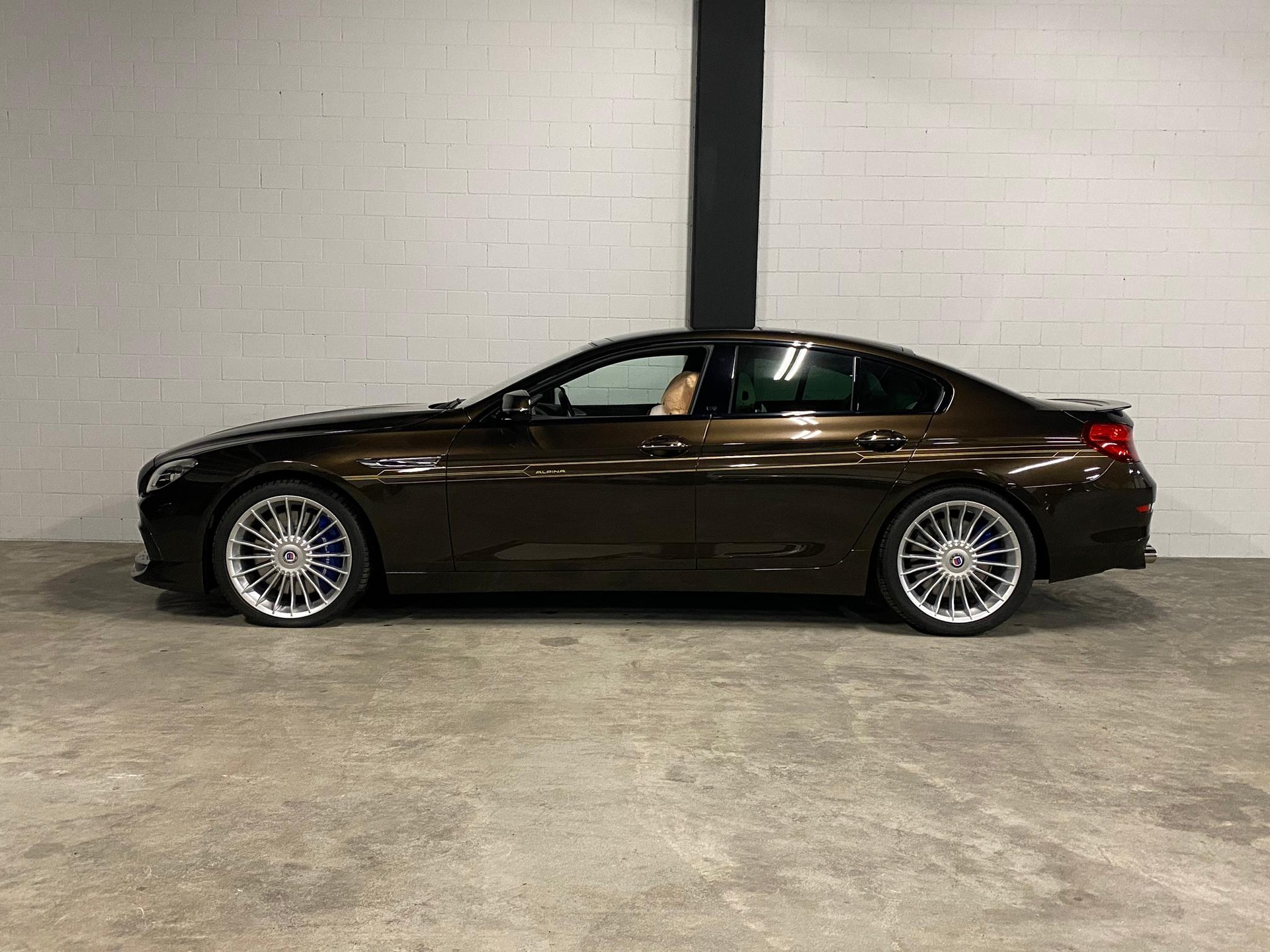 BMW-ALPINA B6 BiTurbo 4.4 V8 GranCoupé xDrive Switch-Tronic Vollausstattung-image-0