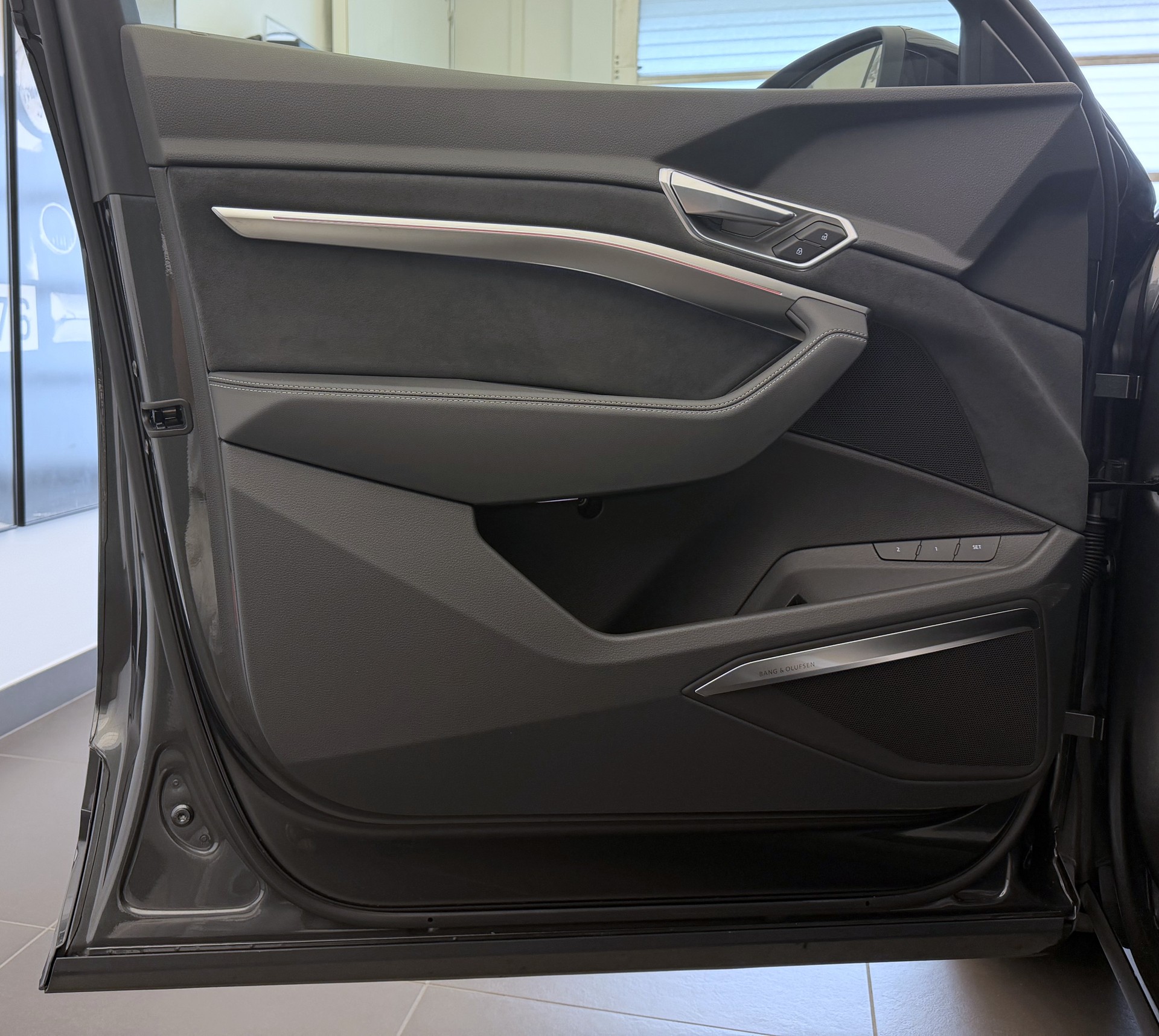 AUDI e-tron S quattro-image-3