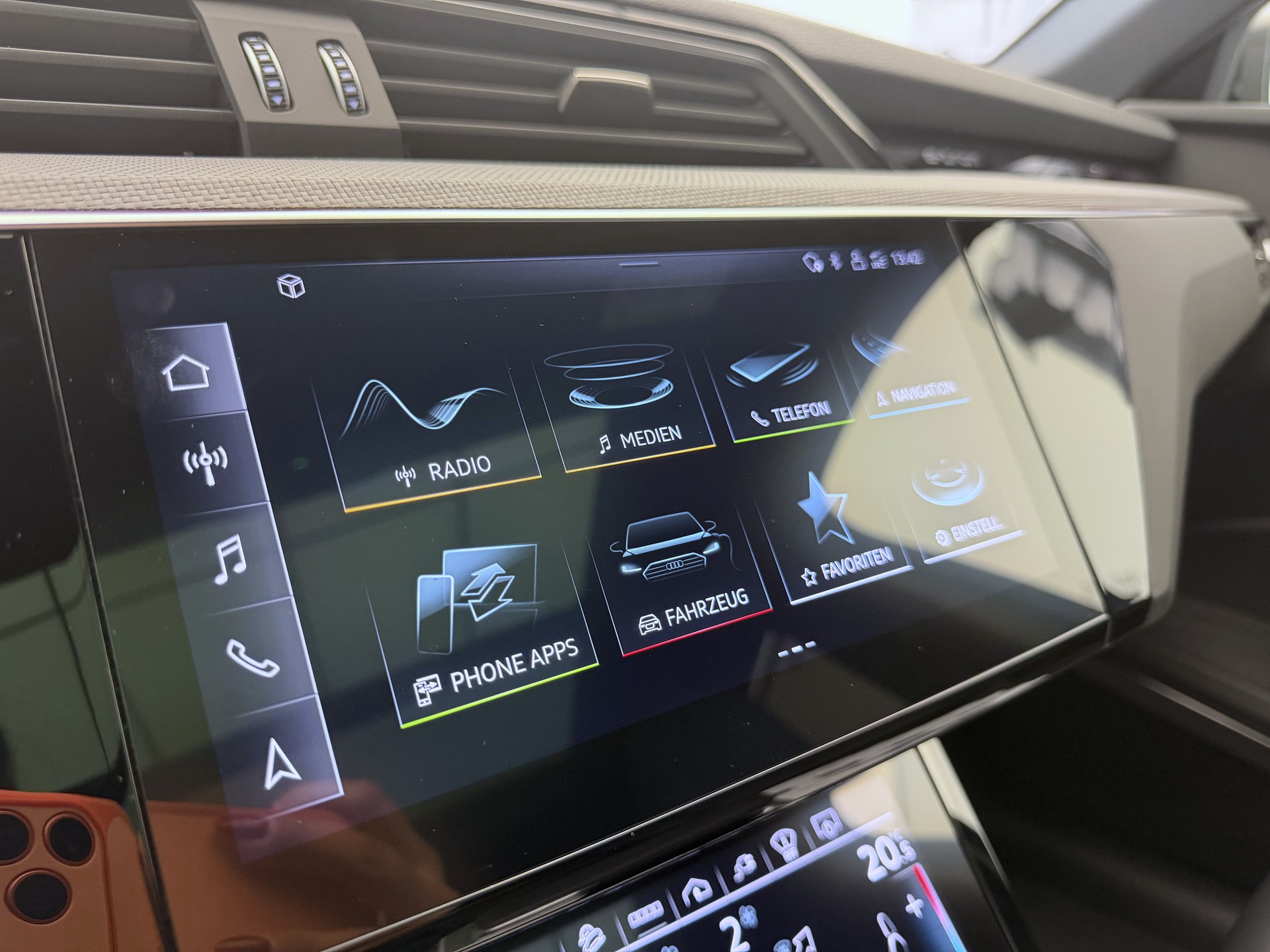 AUDI e-tron S quattro-image-15