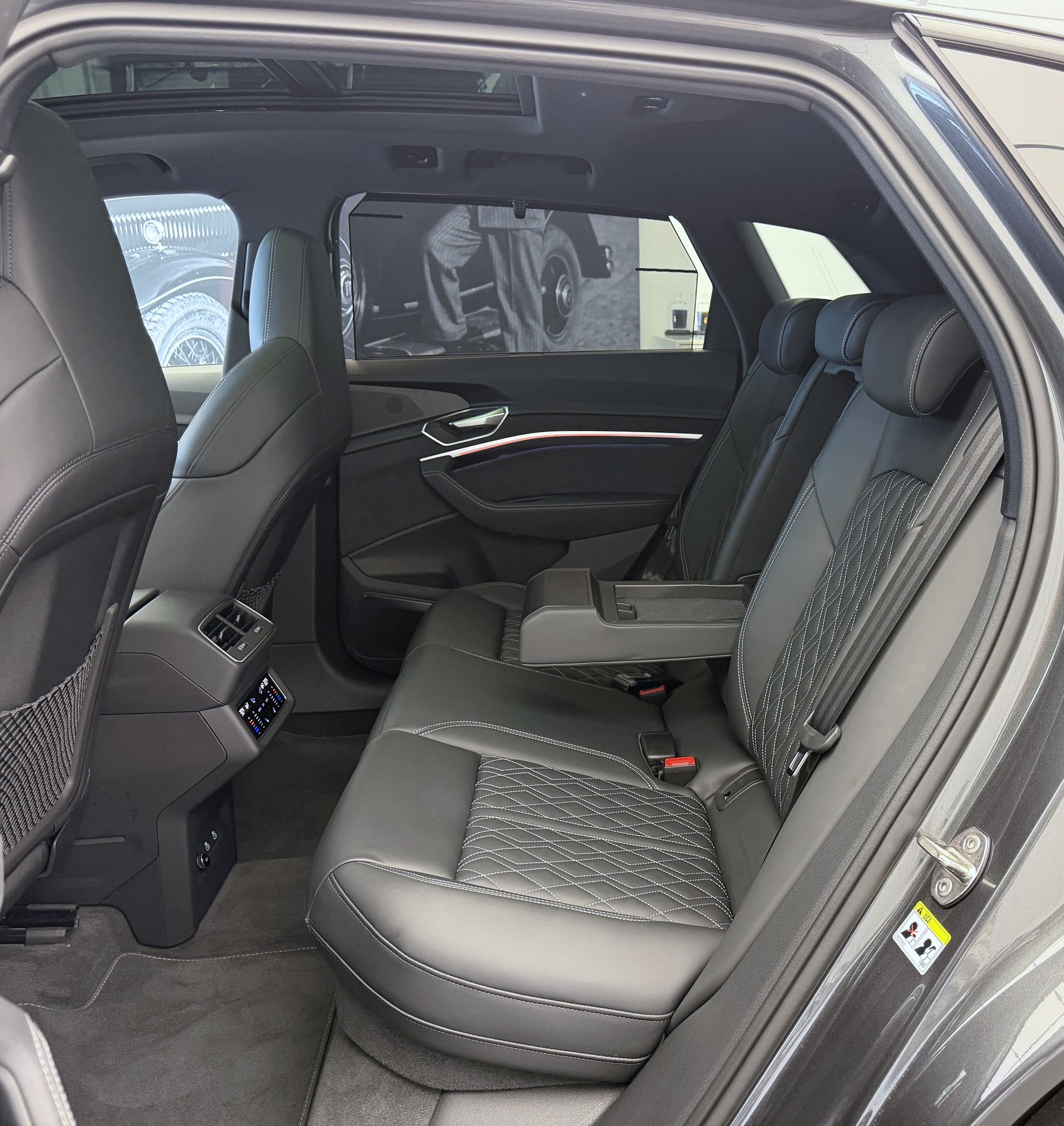 AUDI e-tron S quattro-image-24