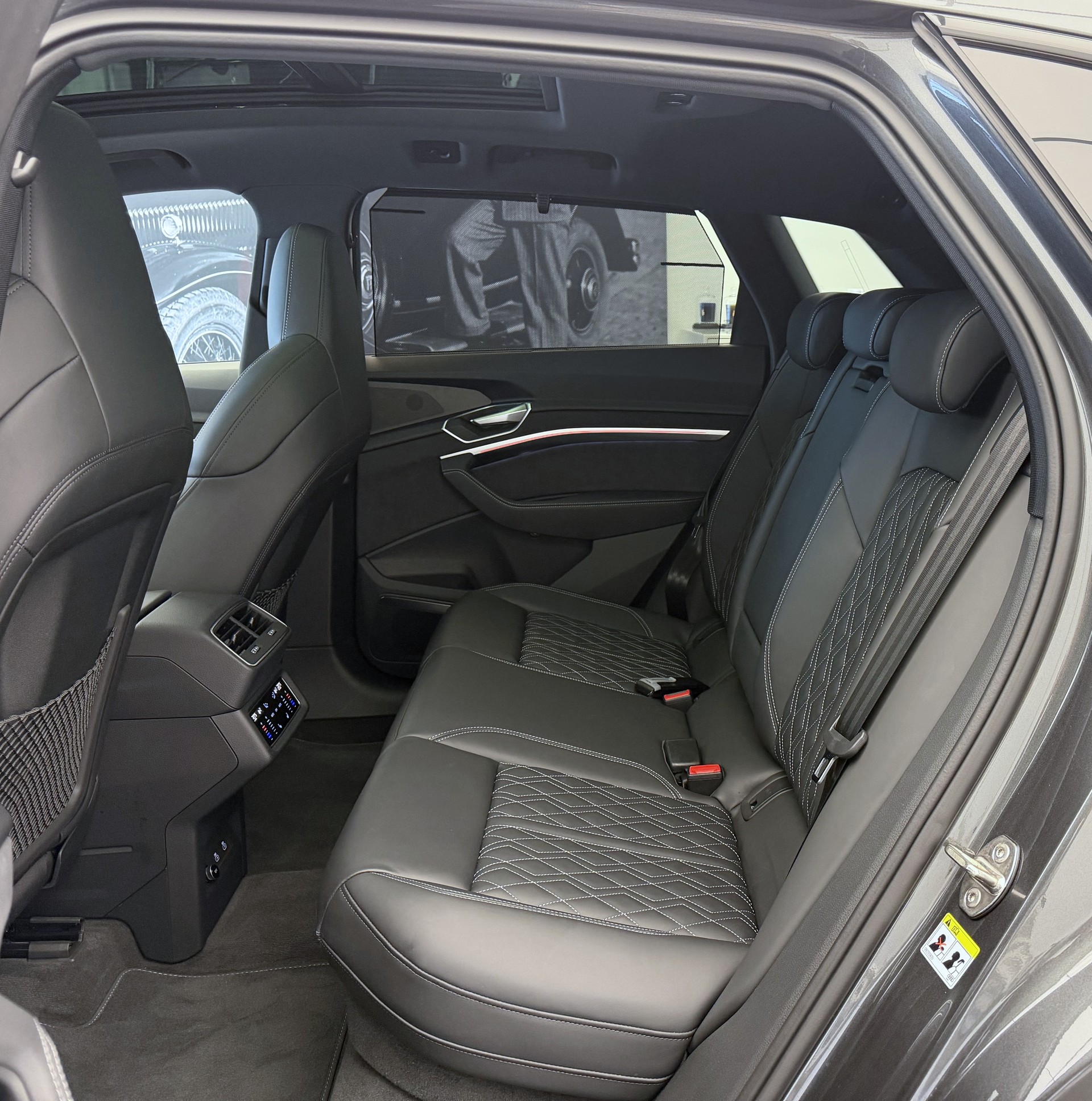 AUDI e-tron S quattro-image-23