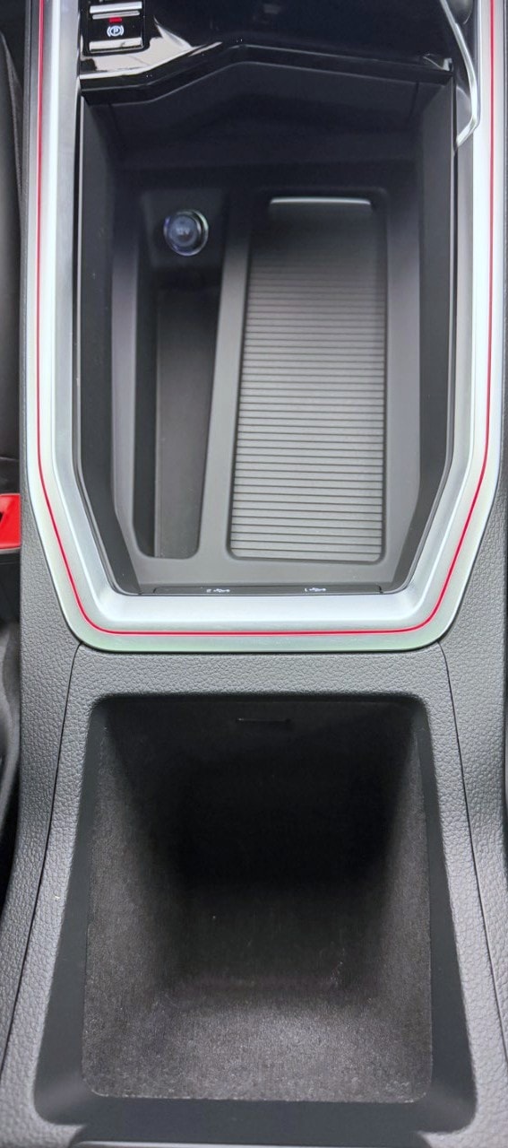 AUDI e-tron S quattro-image-13