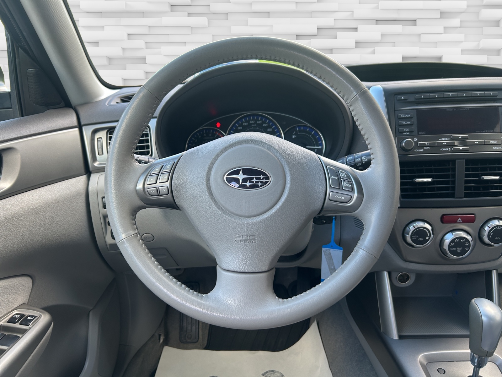 SUBARU 2.0 XS Limited Automatic-image-11