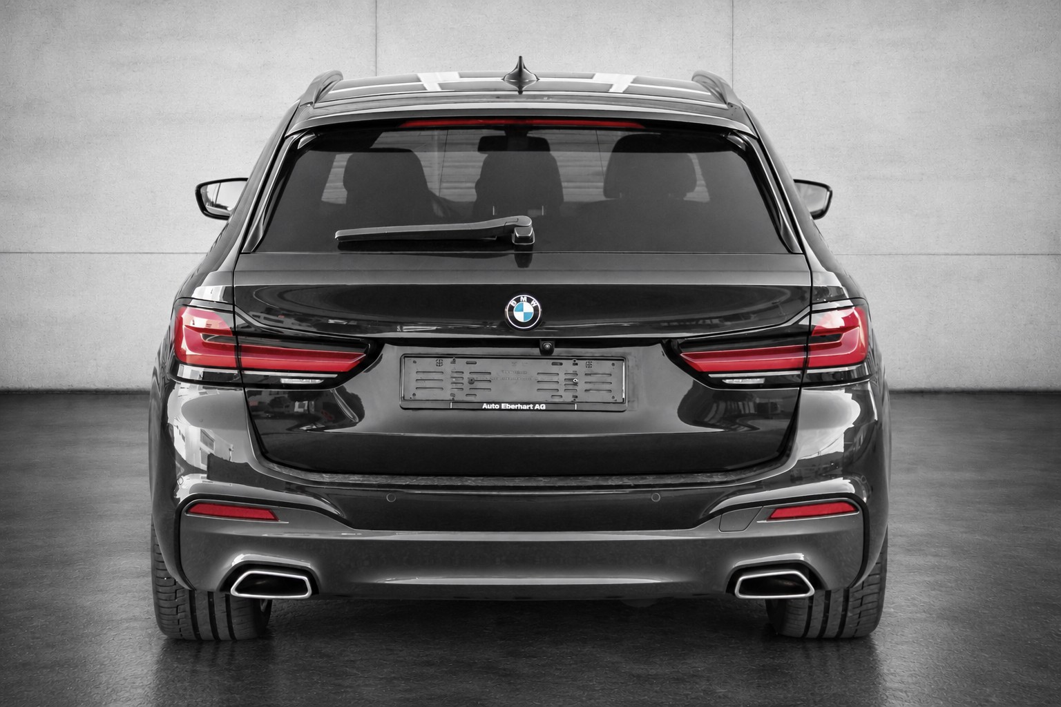 BMW 530d xDrive Touring Steptronic-image-4
