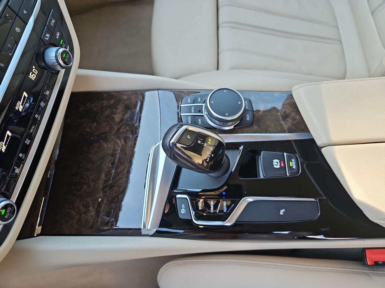 BMW 520d Sport Line xDrive G30 (CH)-image-25