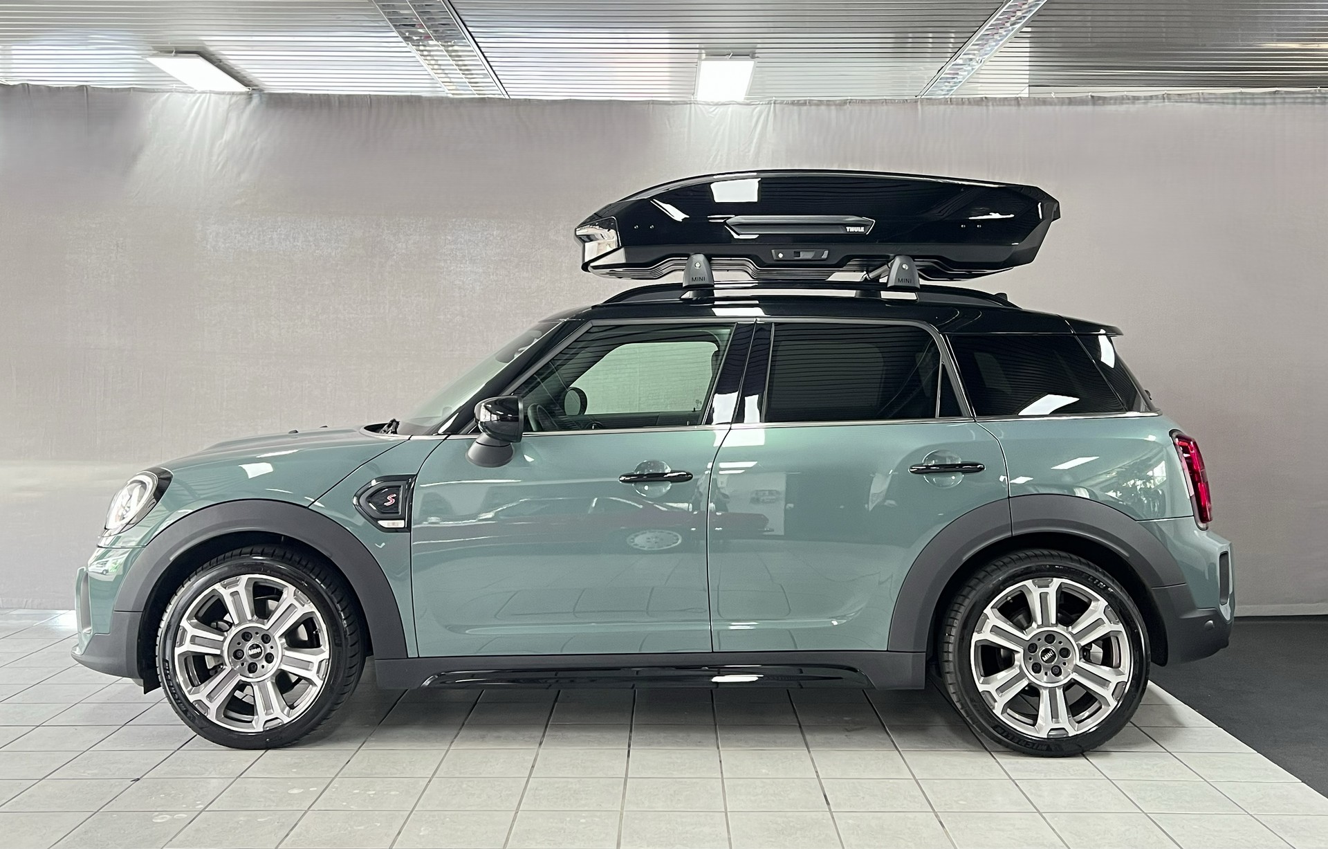 MINI Countryman Cooper S ALL4 Steptronic-image-1