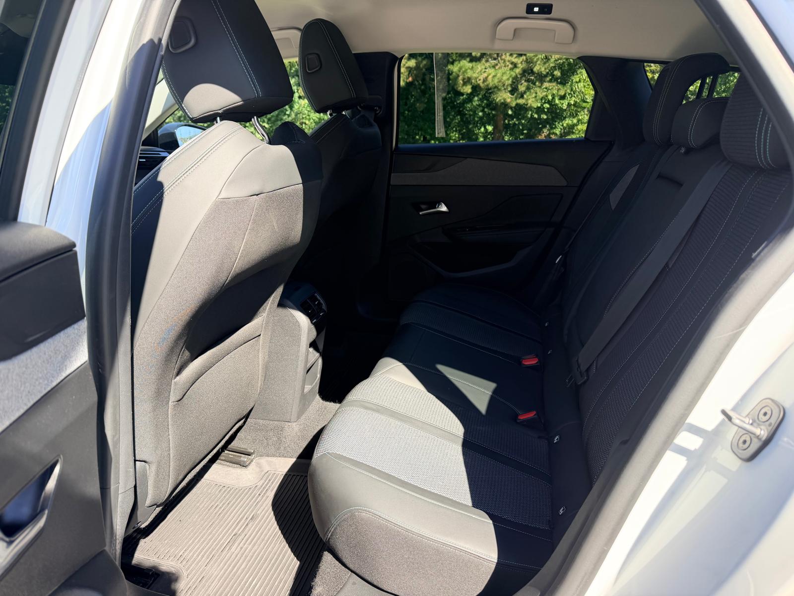 PEUGEOT 308 SW 1.5 BlueHDI Allure Pack EAT8-image-8