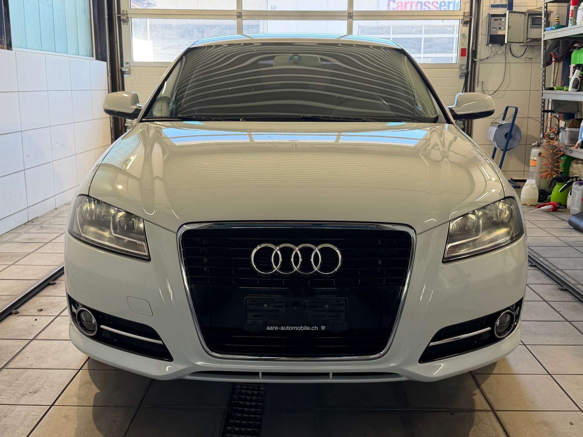 AUDI A3 Sportback 1.6 TDI Ambition-image-1