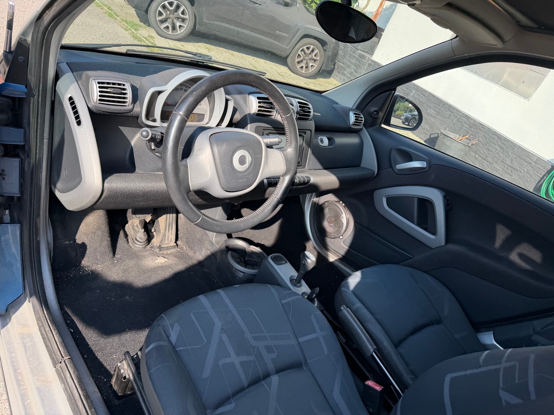 SMART fortwo pure softouch-image-2