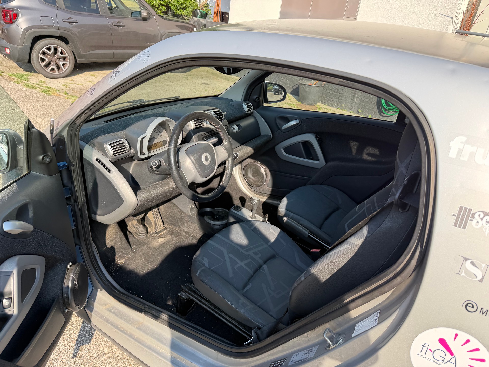 SMART fortwo pure softouch-image-1