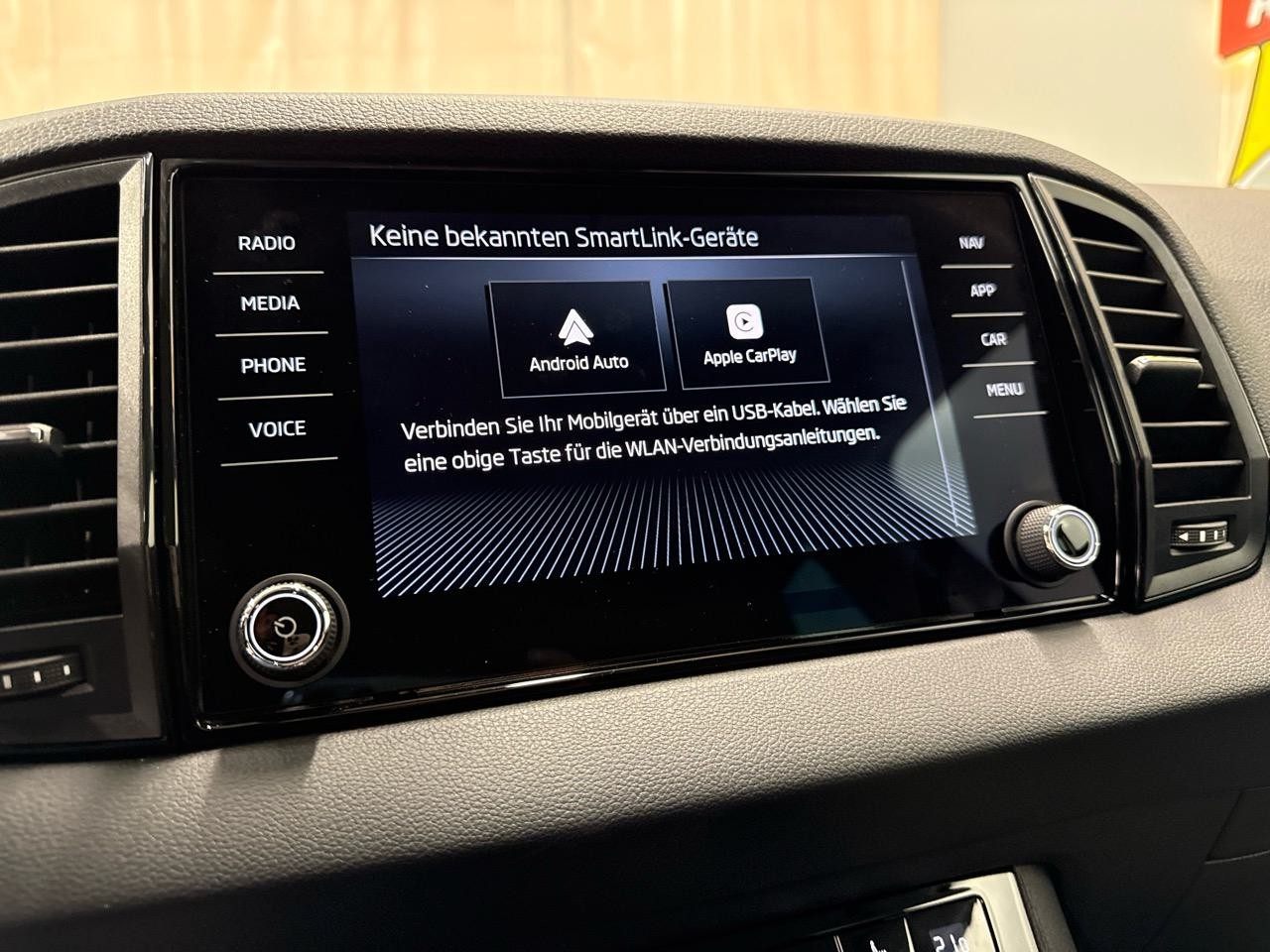 SKODA Karoq 1.5 TSI Selection DSG-image-7