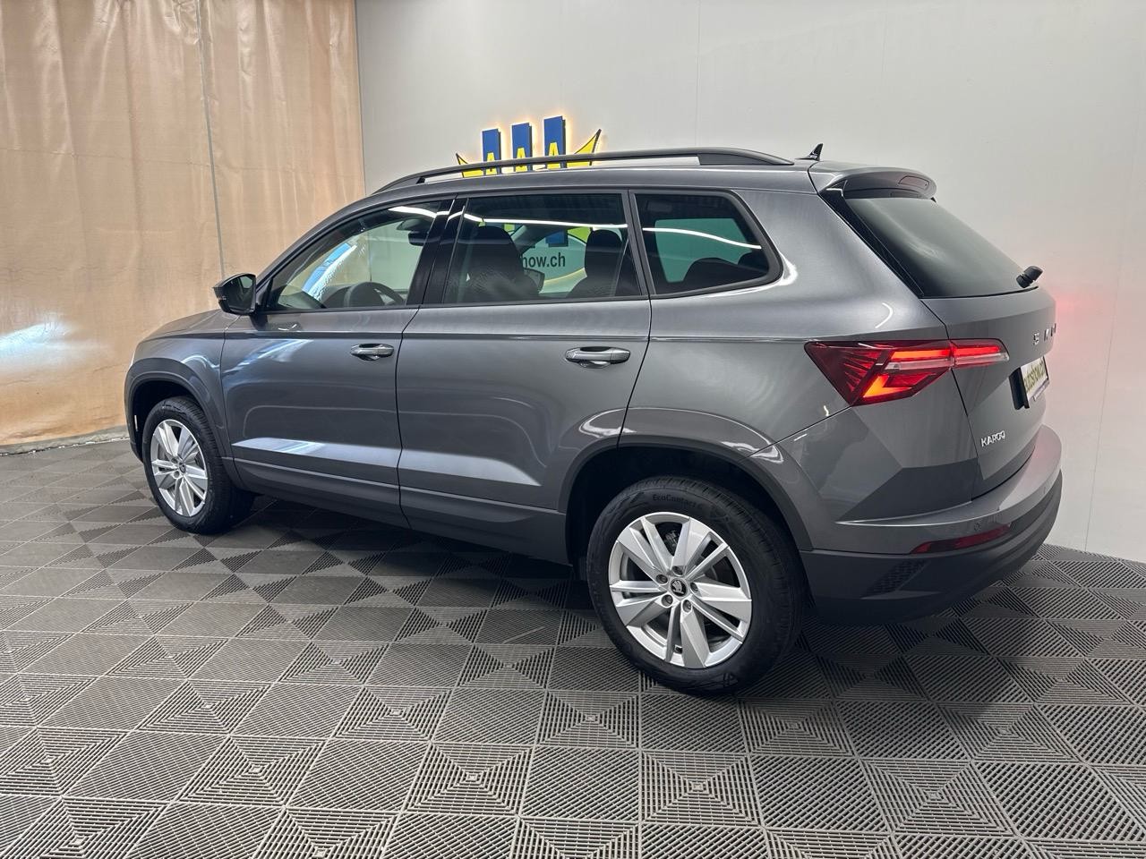 SKODA Karoq 1.5 TSI Selection DSG-image-1