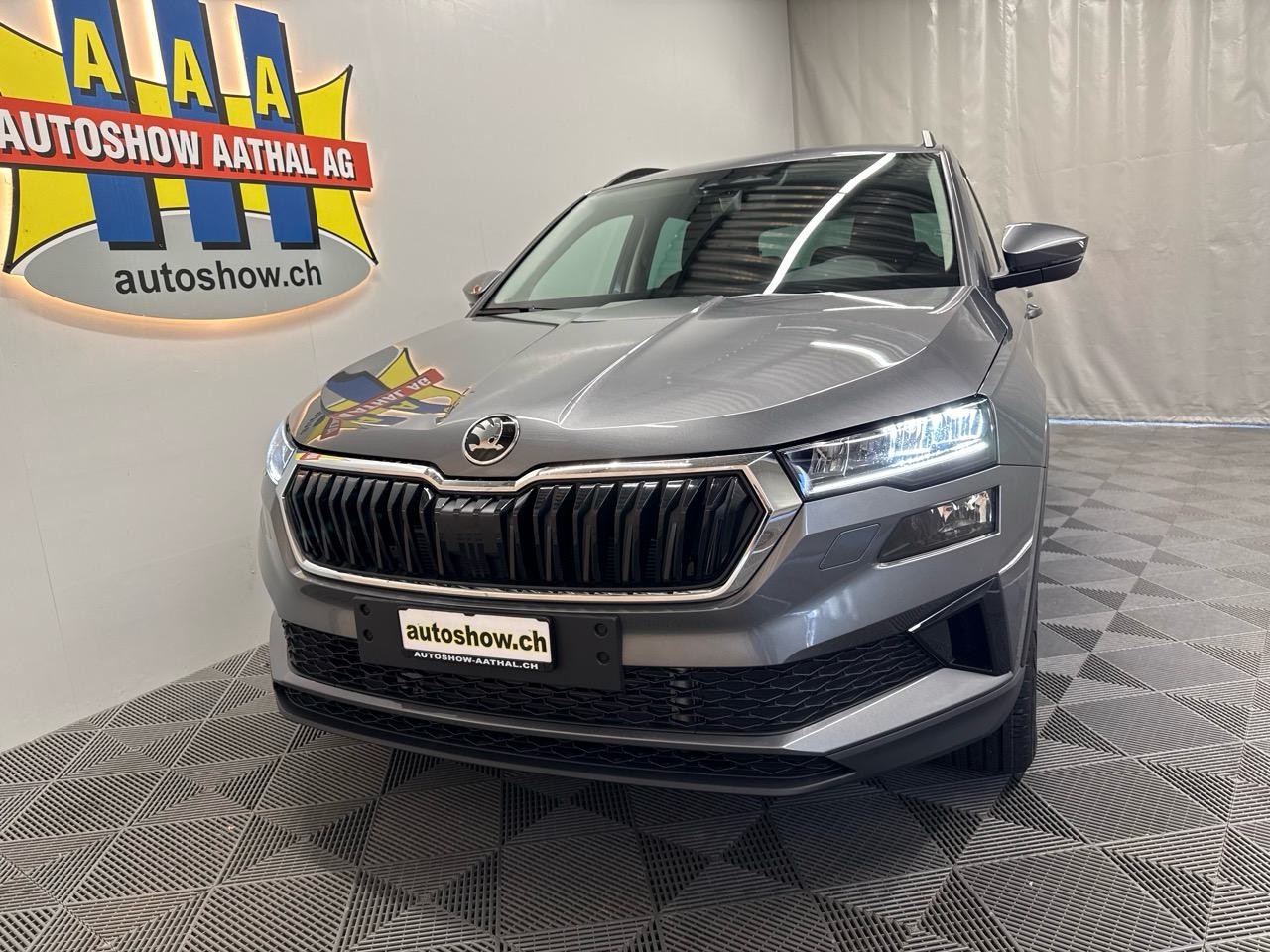 SKODA Karoq 1.5 TSI Selection DSG-image-14