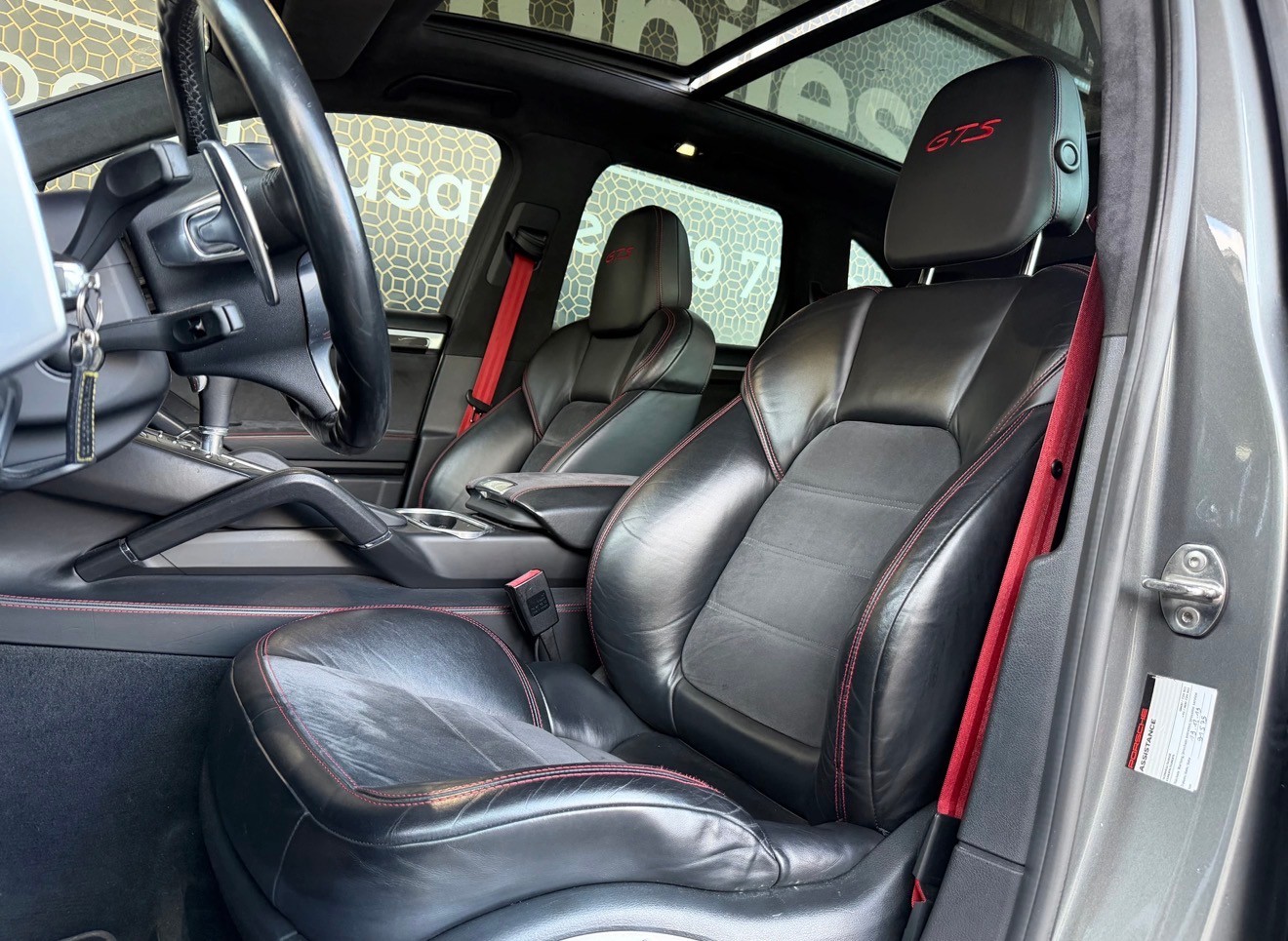 PORSCHE Cayenne GTS-image-1