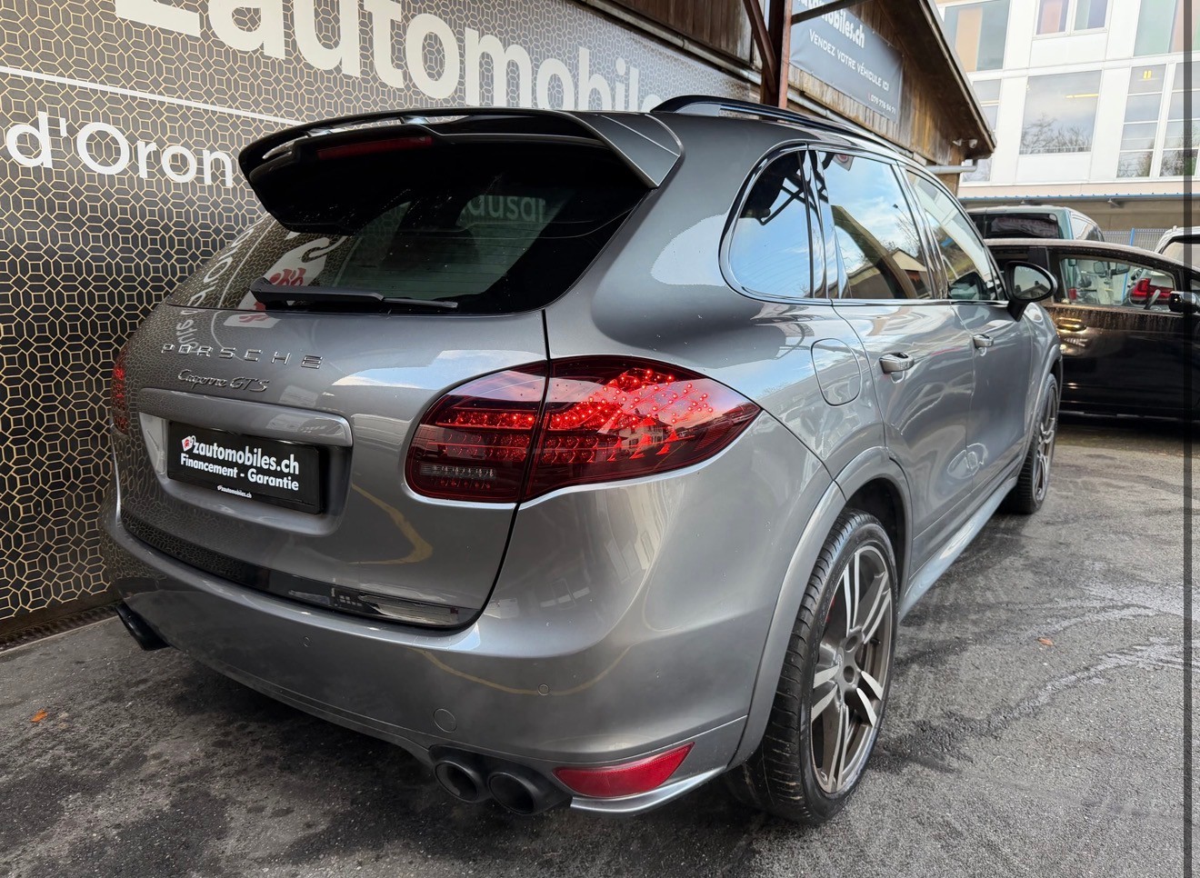 PORSCHE Cayenne GTS-image-2