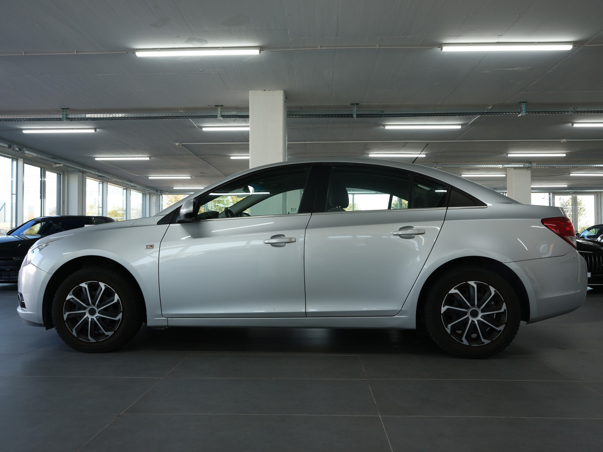 CHEVROLET Cruze 1.8 100 Edition-image-6