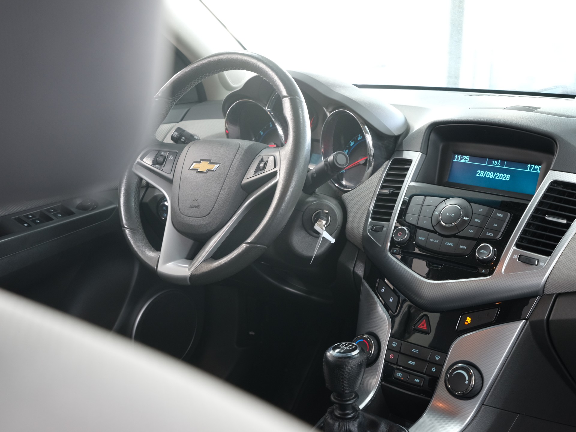 CHEVROLET Cruze 1.8 100 Edition-image-20