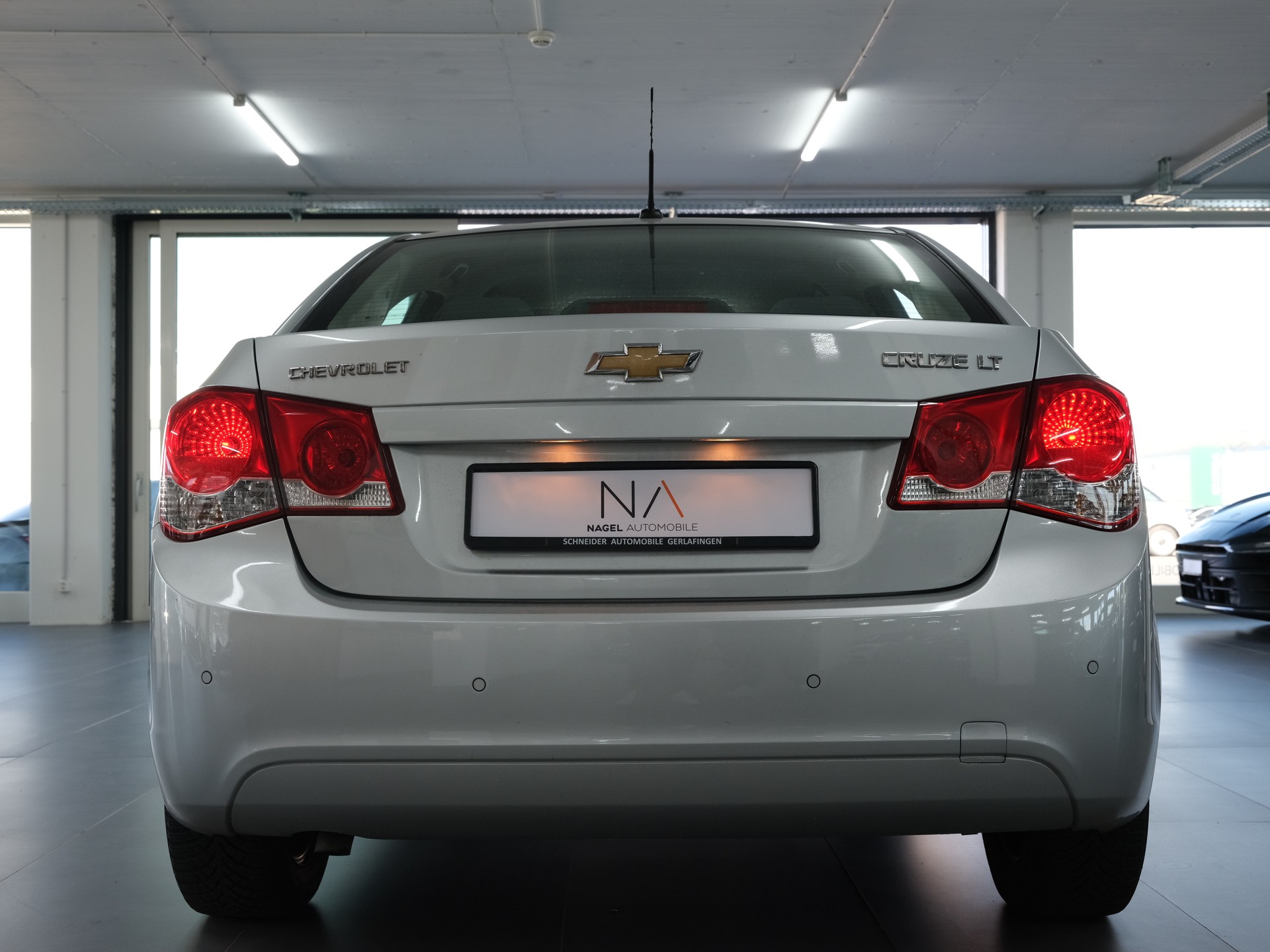 CHEVROLET Cruze 1.8 100 Edition-image-3